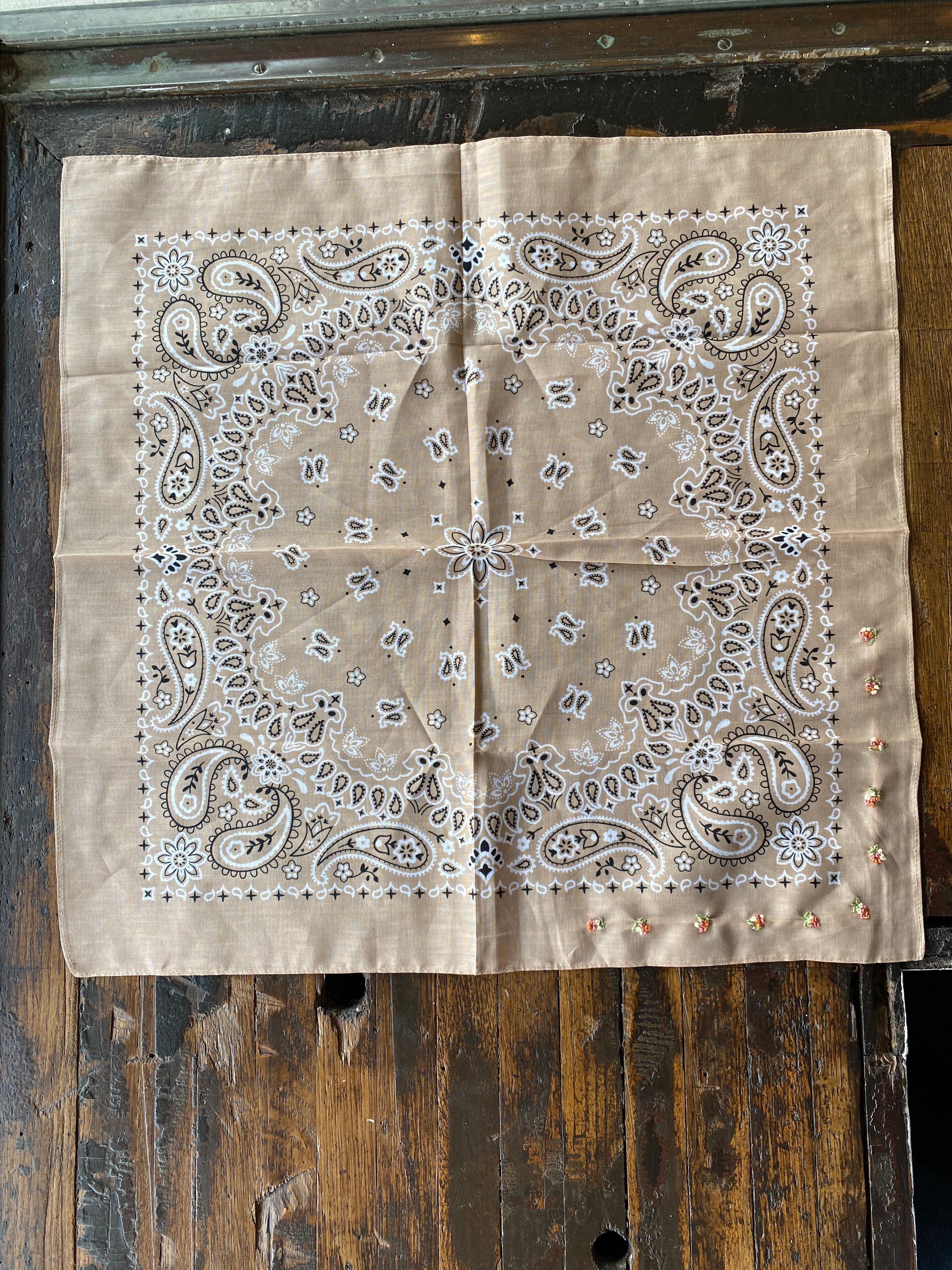 Little Lamb Mini Bouquet Bandana - tan
