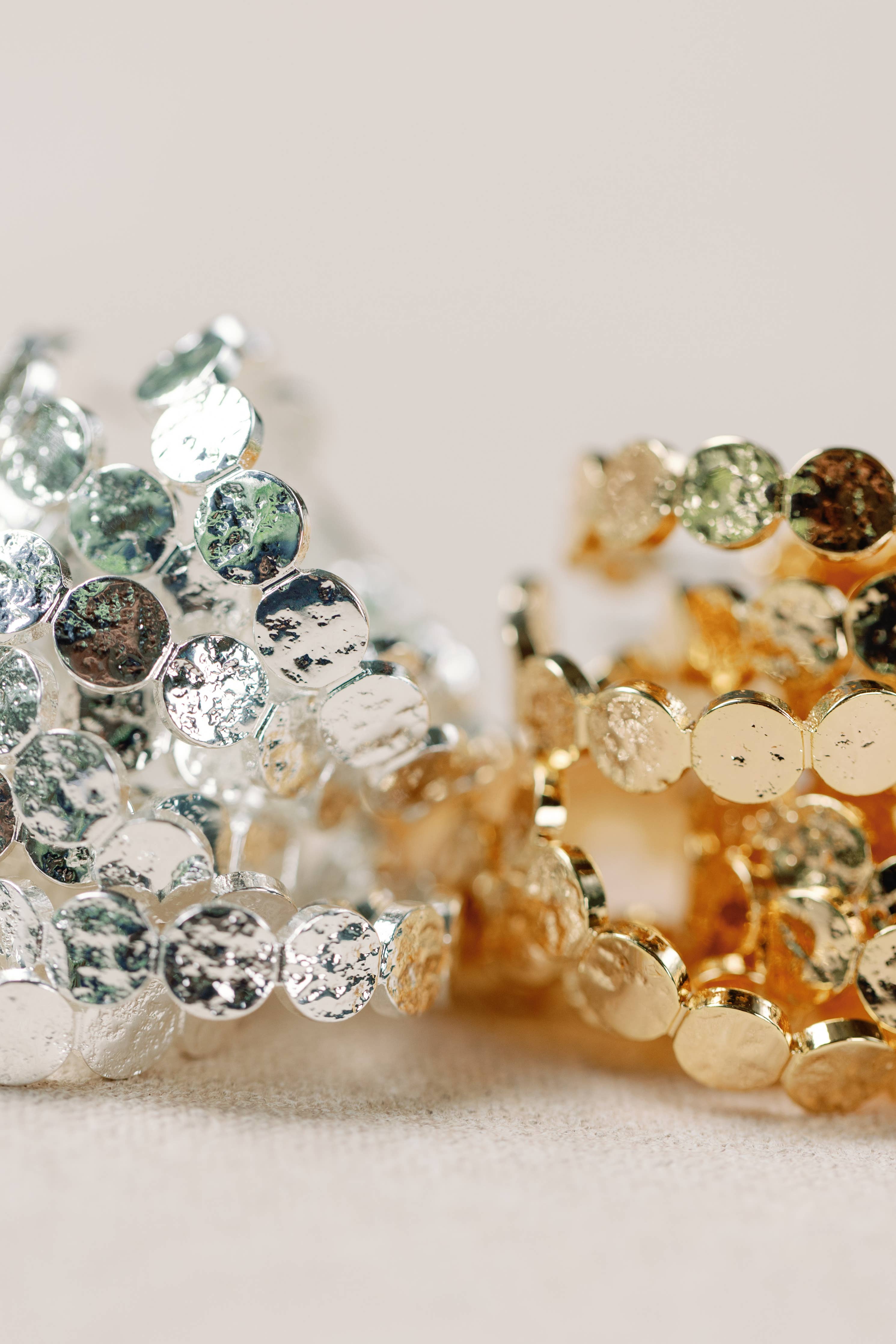 St Armands 1 Inch Hammered Gold Scalloped Hoop Earrings