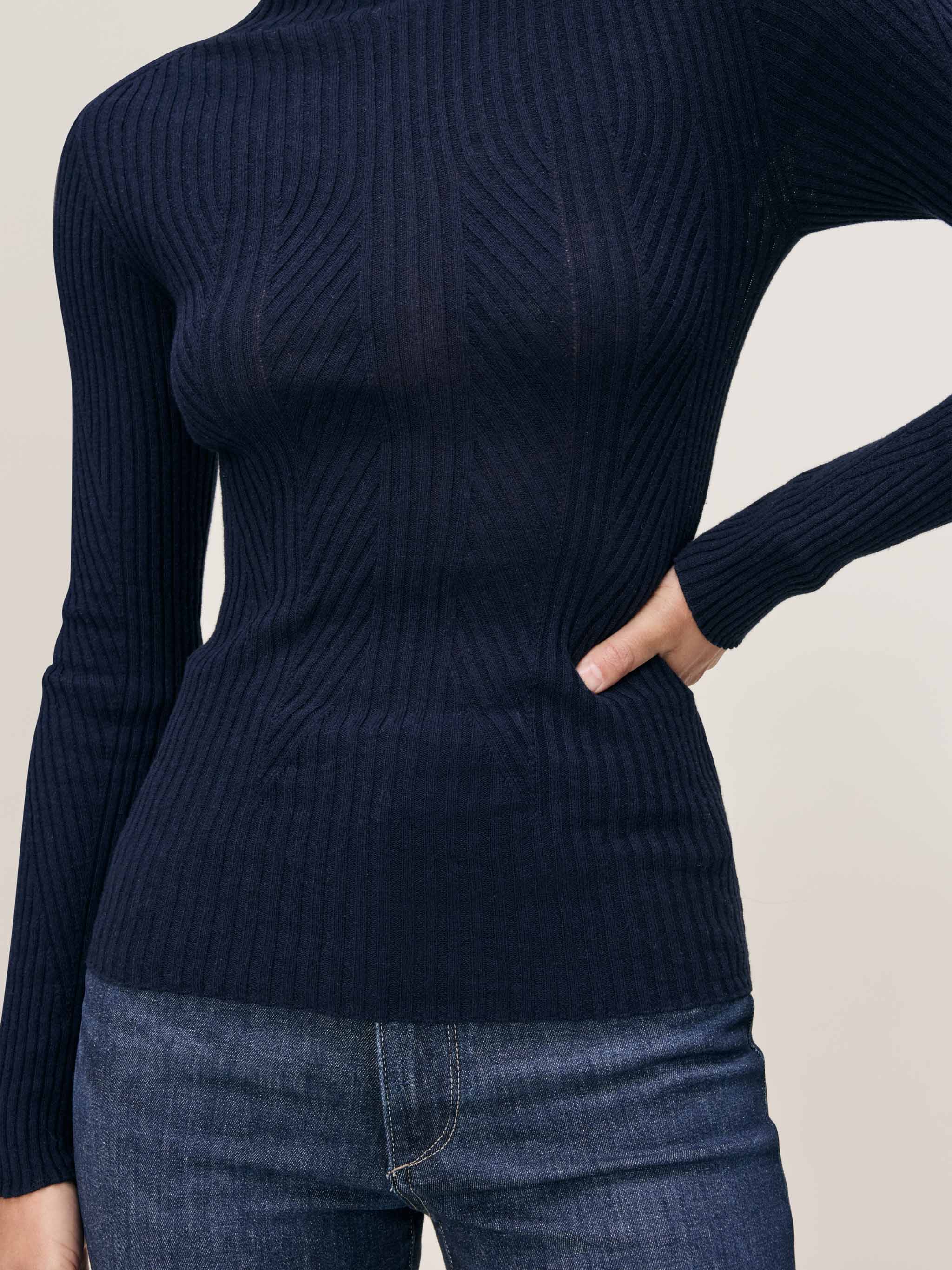 DL1961 Turtleneck Sweater in Navy