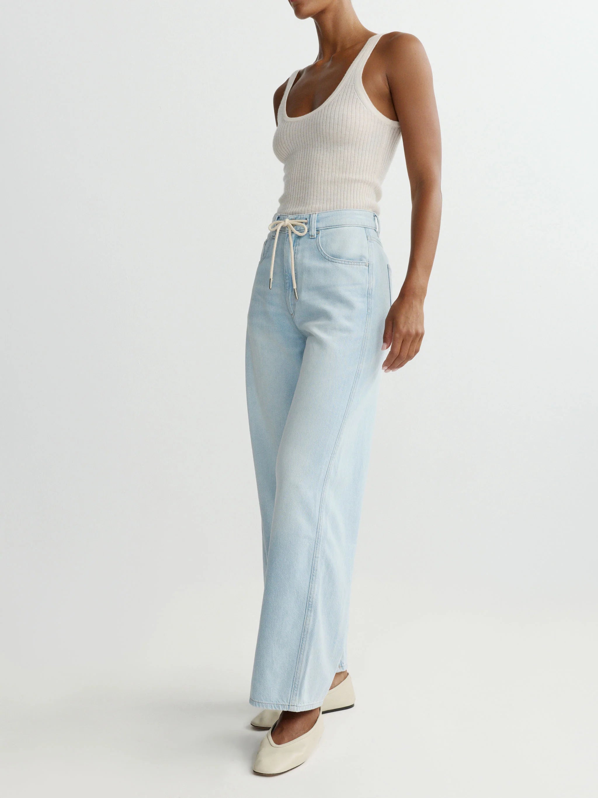 DL1961 Taylor Relaxed Barrel Jean 14372