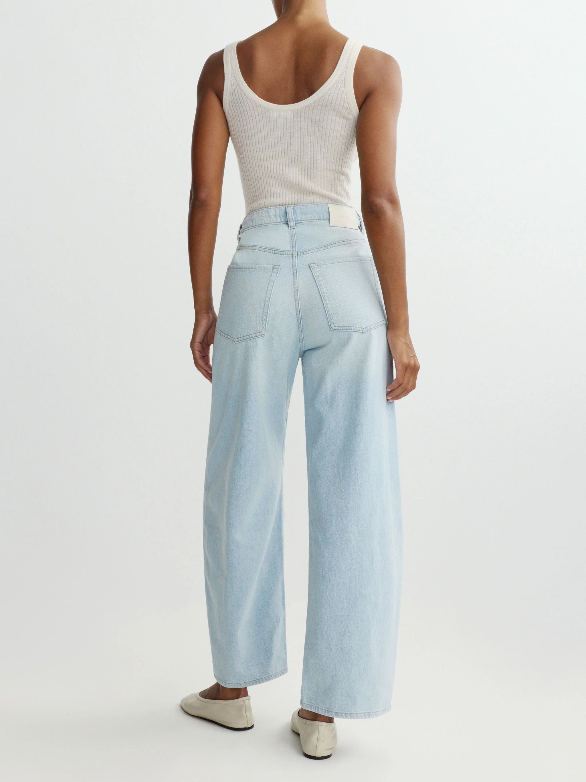 DL1961 Taylor Relaxed Barrel Jean 14372