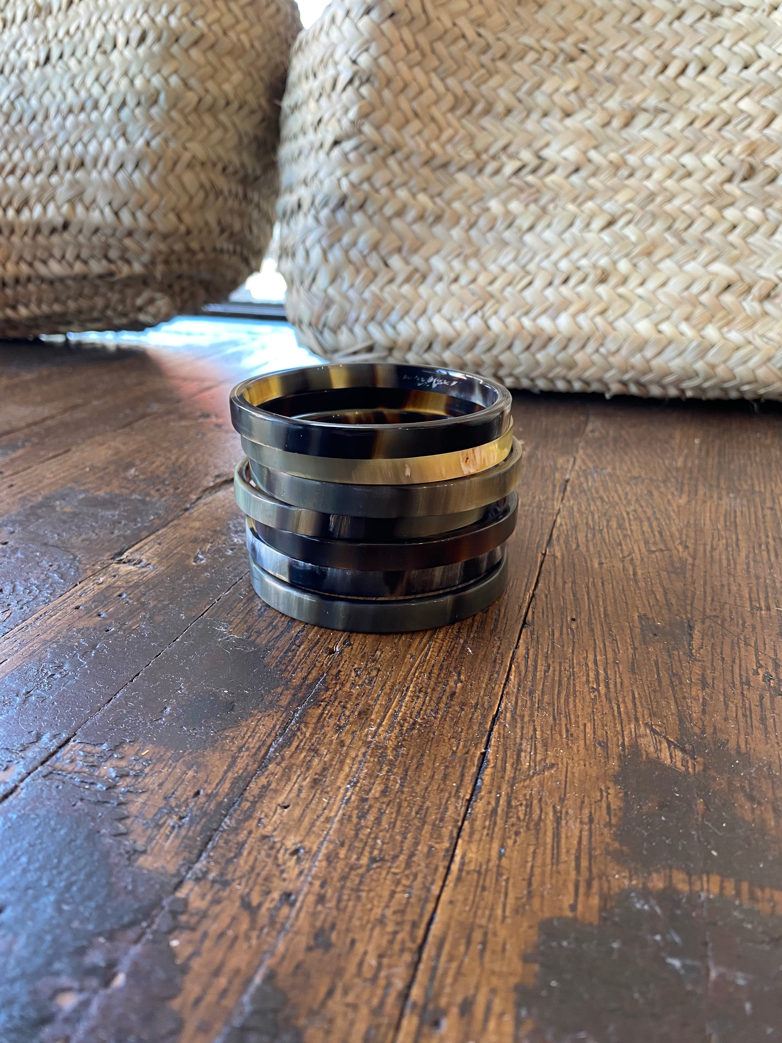 VIVO Natural Horn Bangle Set of 7 CTB103