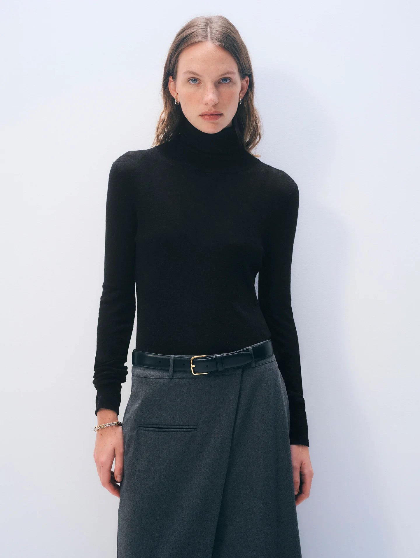 White + Warren Merino Fitted Turtleneck