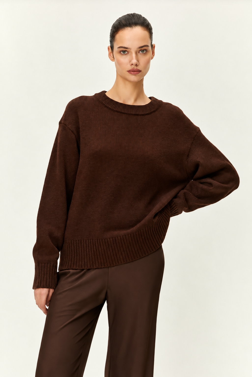 Elodie the Label Anouk Crewneck Sweater