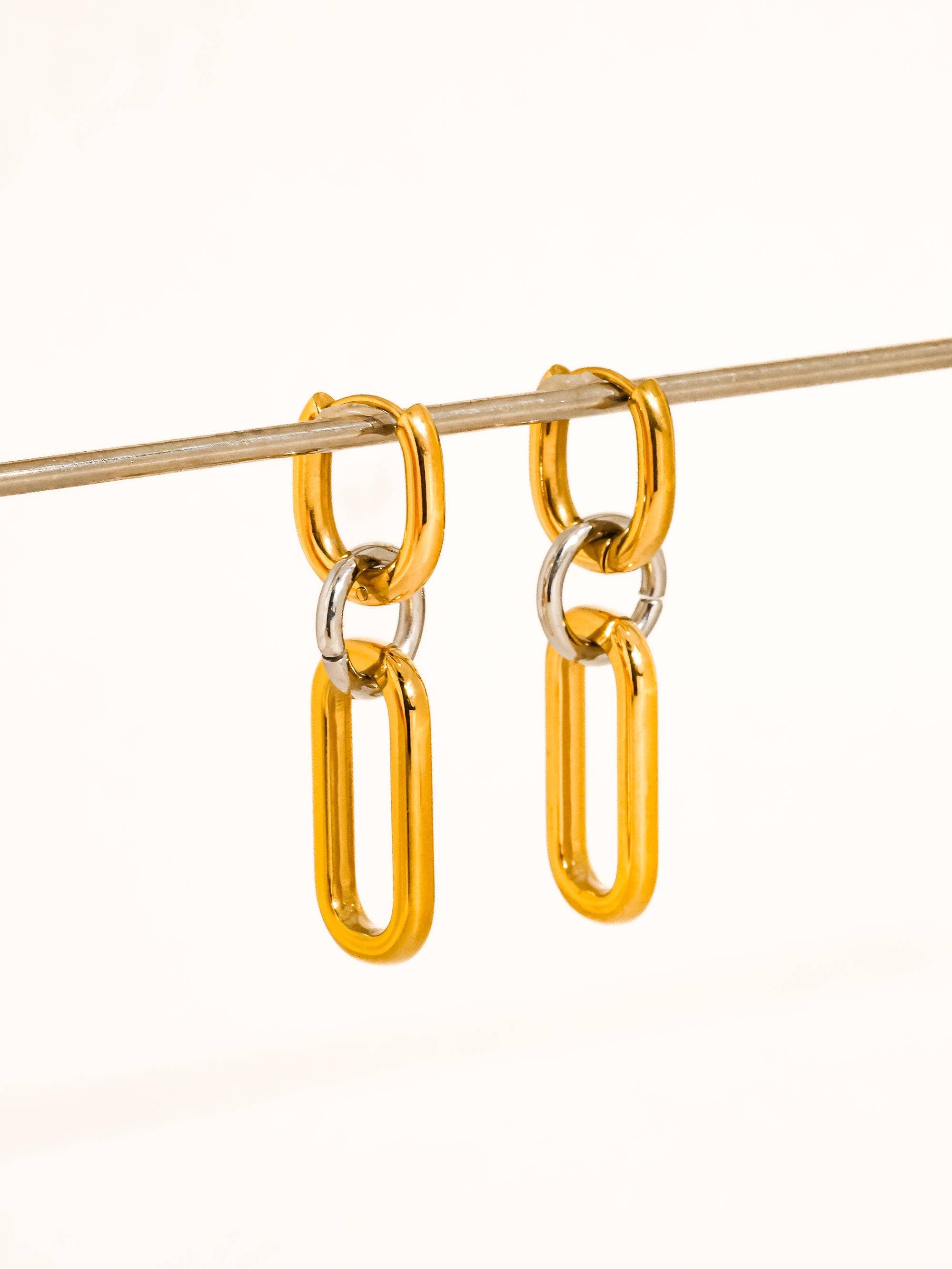 Flânerie Viori 18K Gold Non-Tarnish Two Tone Link Earrings