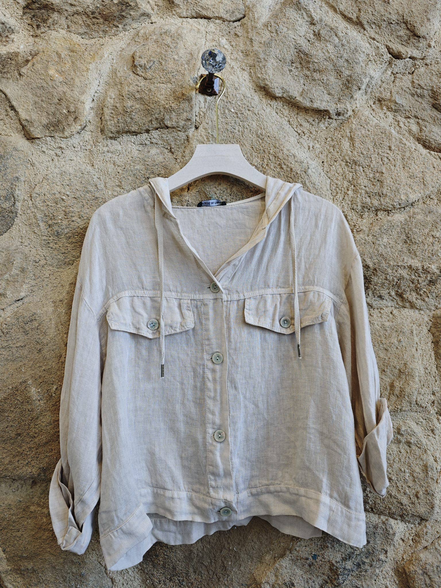 European Linen Front Pocket with Hood T-shirt 224150
