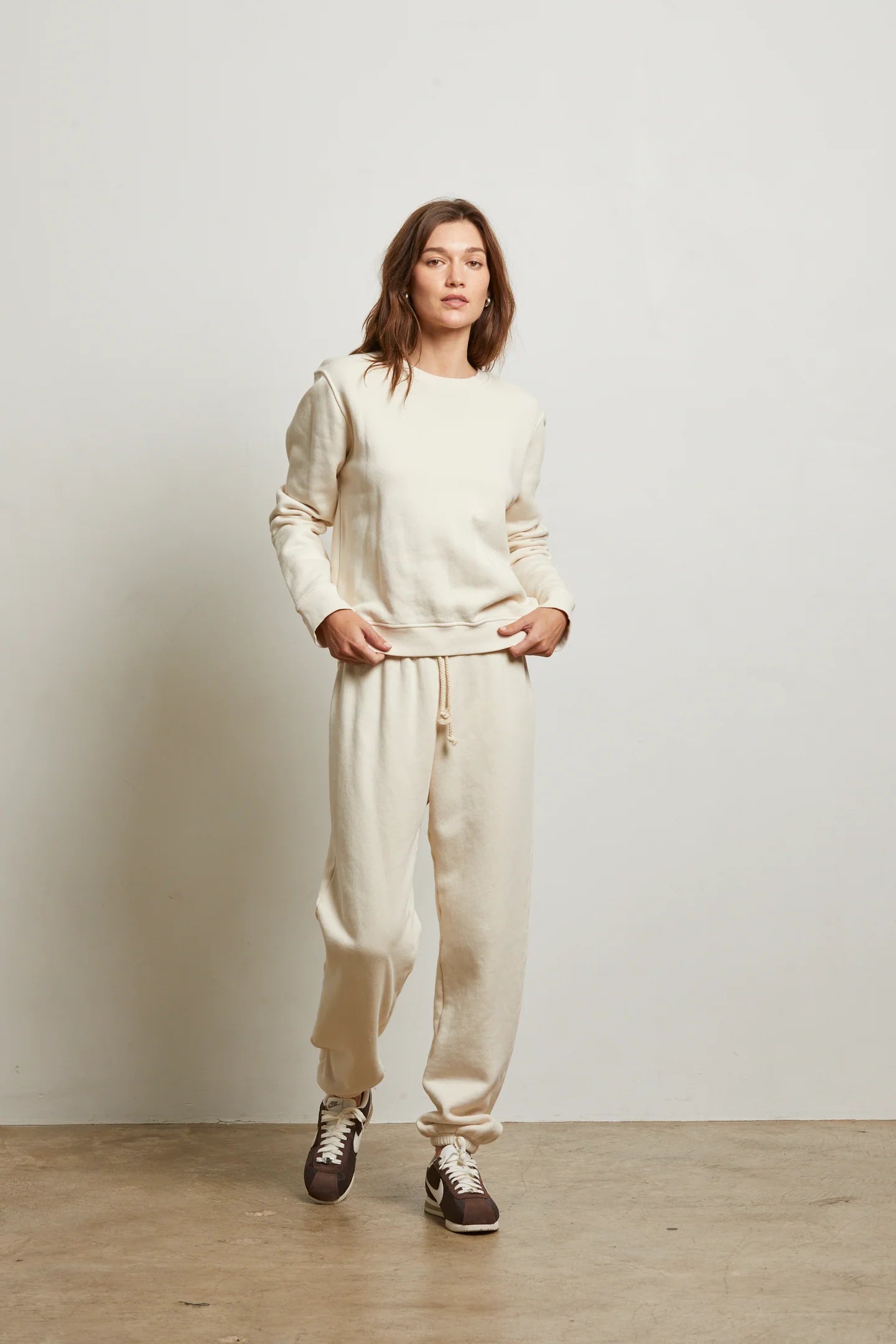 Perfect White Tee Scarlett Core Fleece Long Sleeve Basic Sweatshirt