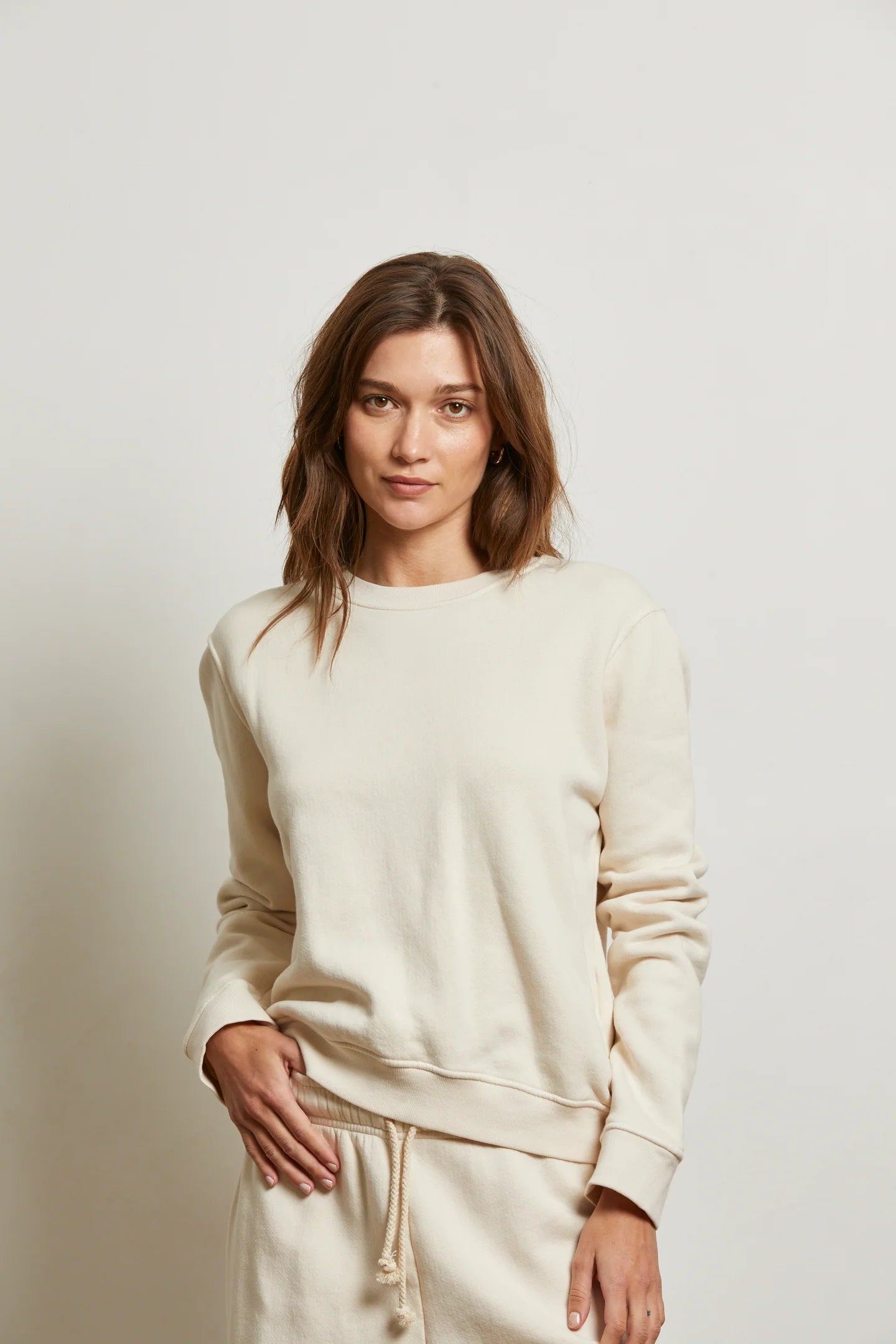 Perfect White Tee Scarlett Core Fleece Long Sleeve Basic Sweatshirt