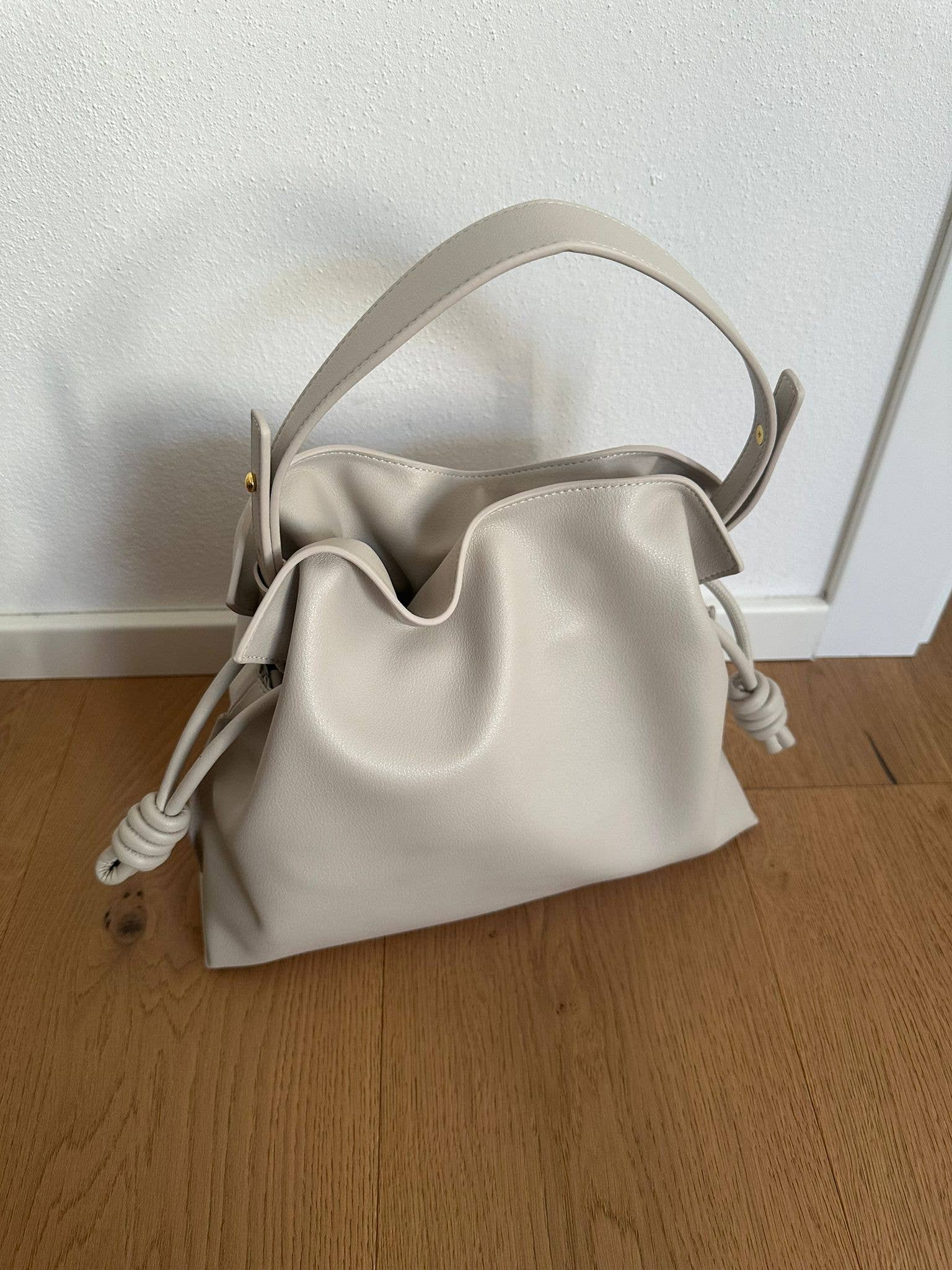 Italian Leather Collection Juliet Drawstring Pouch