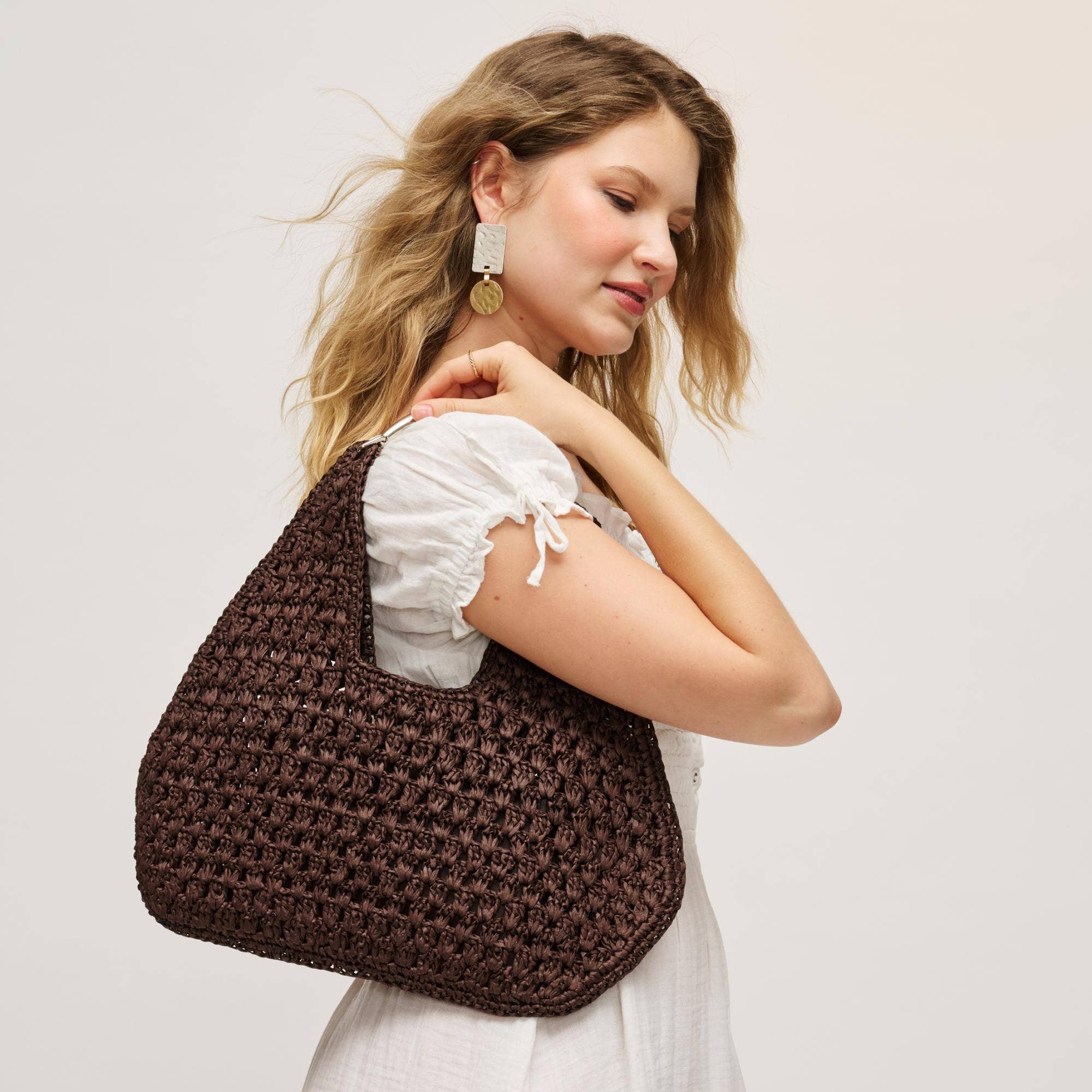 Urban Expressions Iris Woven Hobo