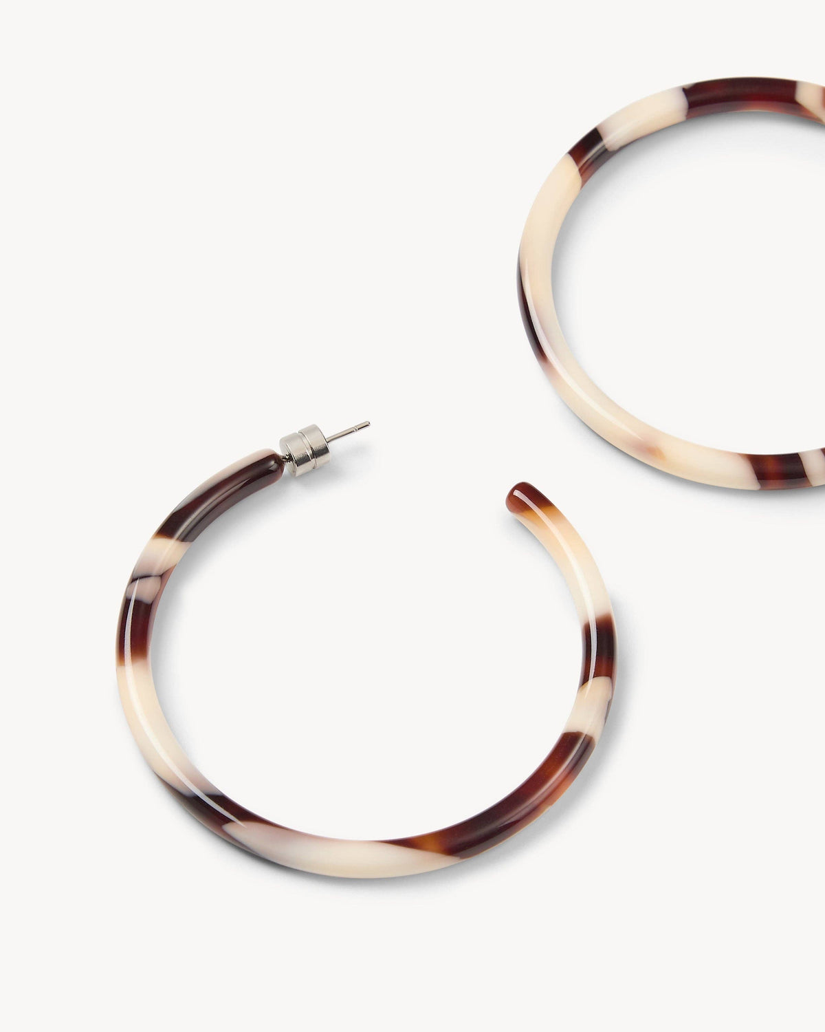 Machete Large Hoops in Mocha