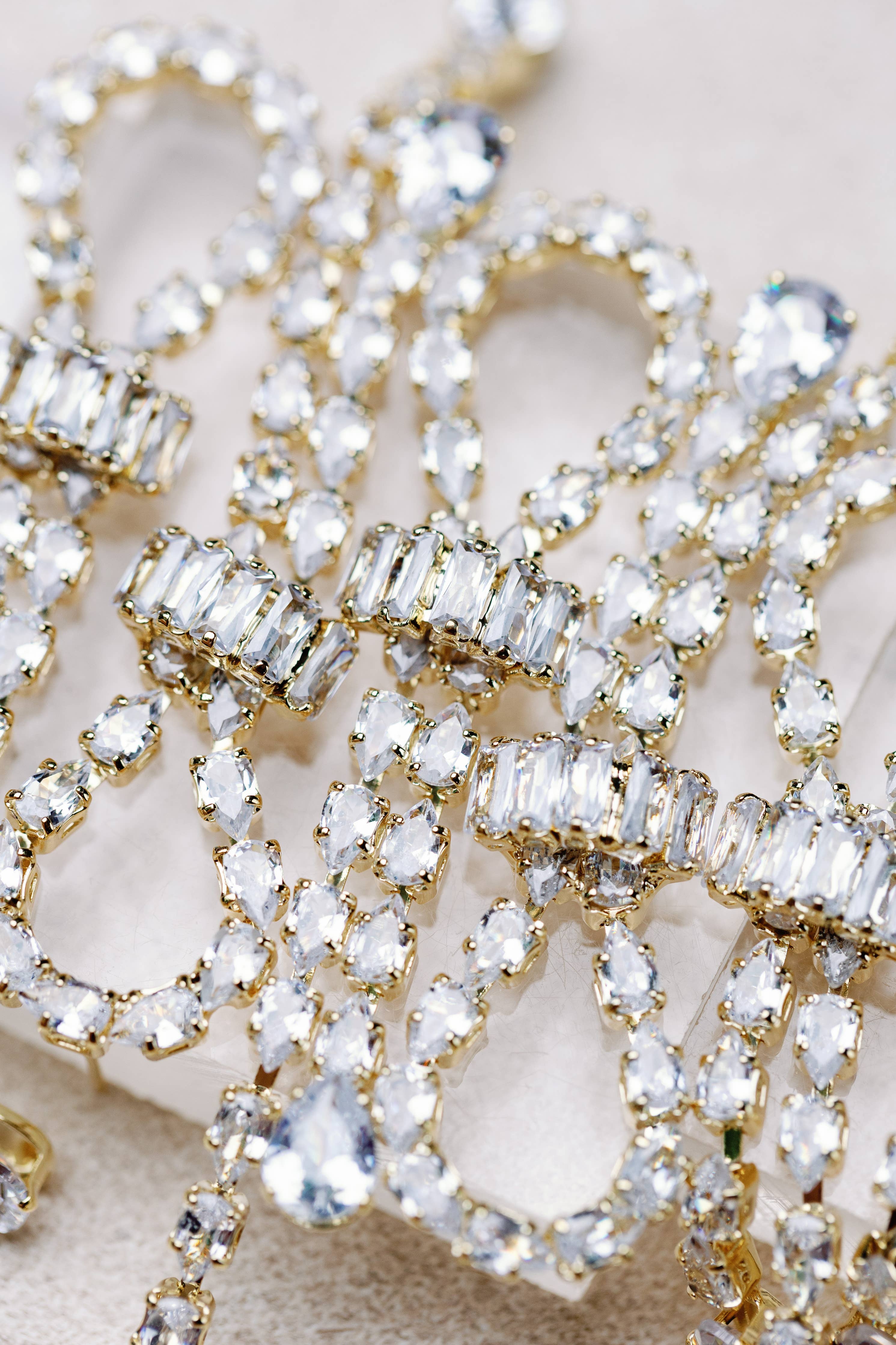 St Armands Thoroughbred Diamond Drop Holiday Statement Earrings SAD340