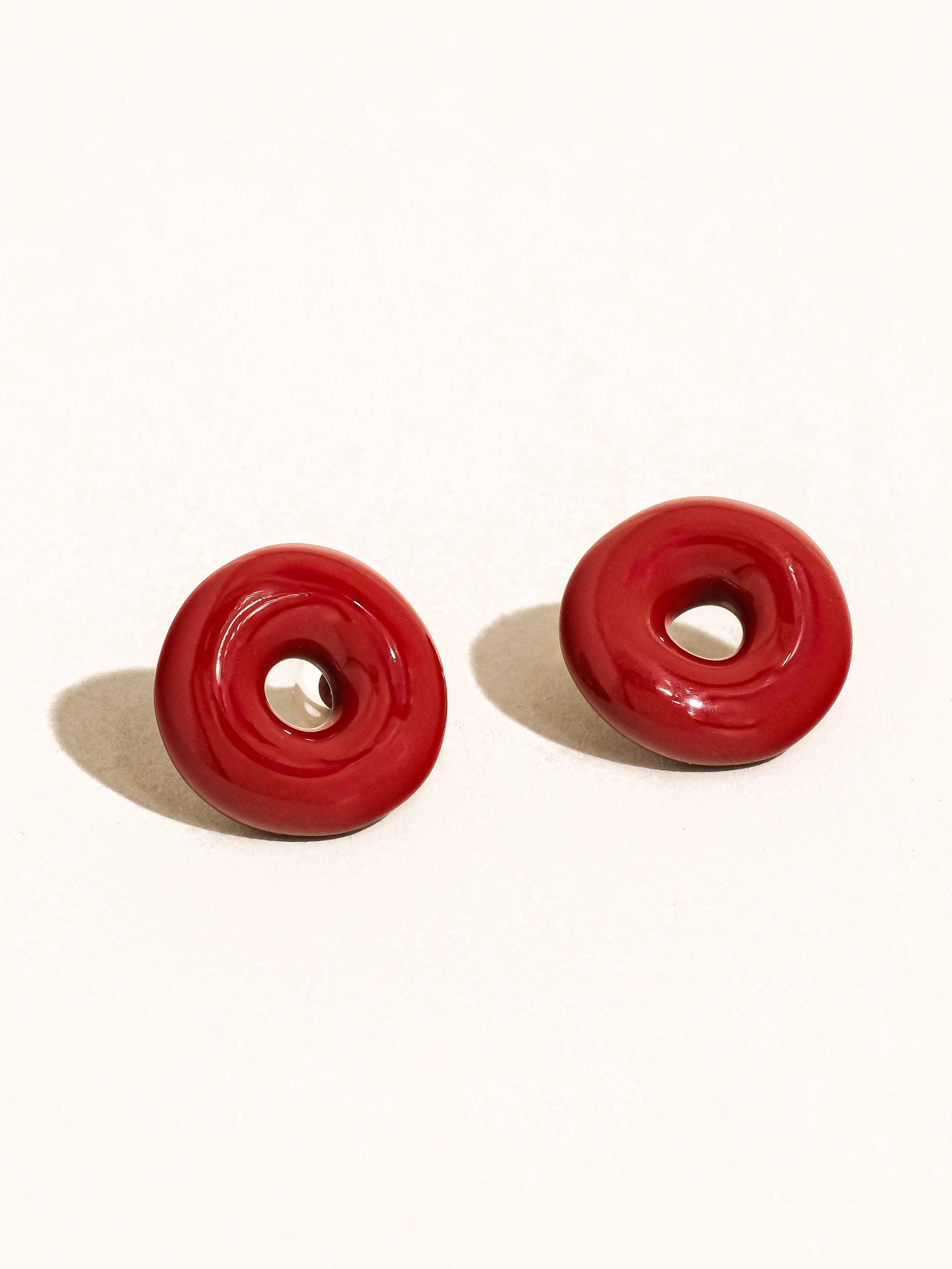 Flânerie Norma Retro Hollow Stud Earrings