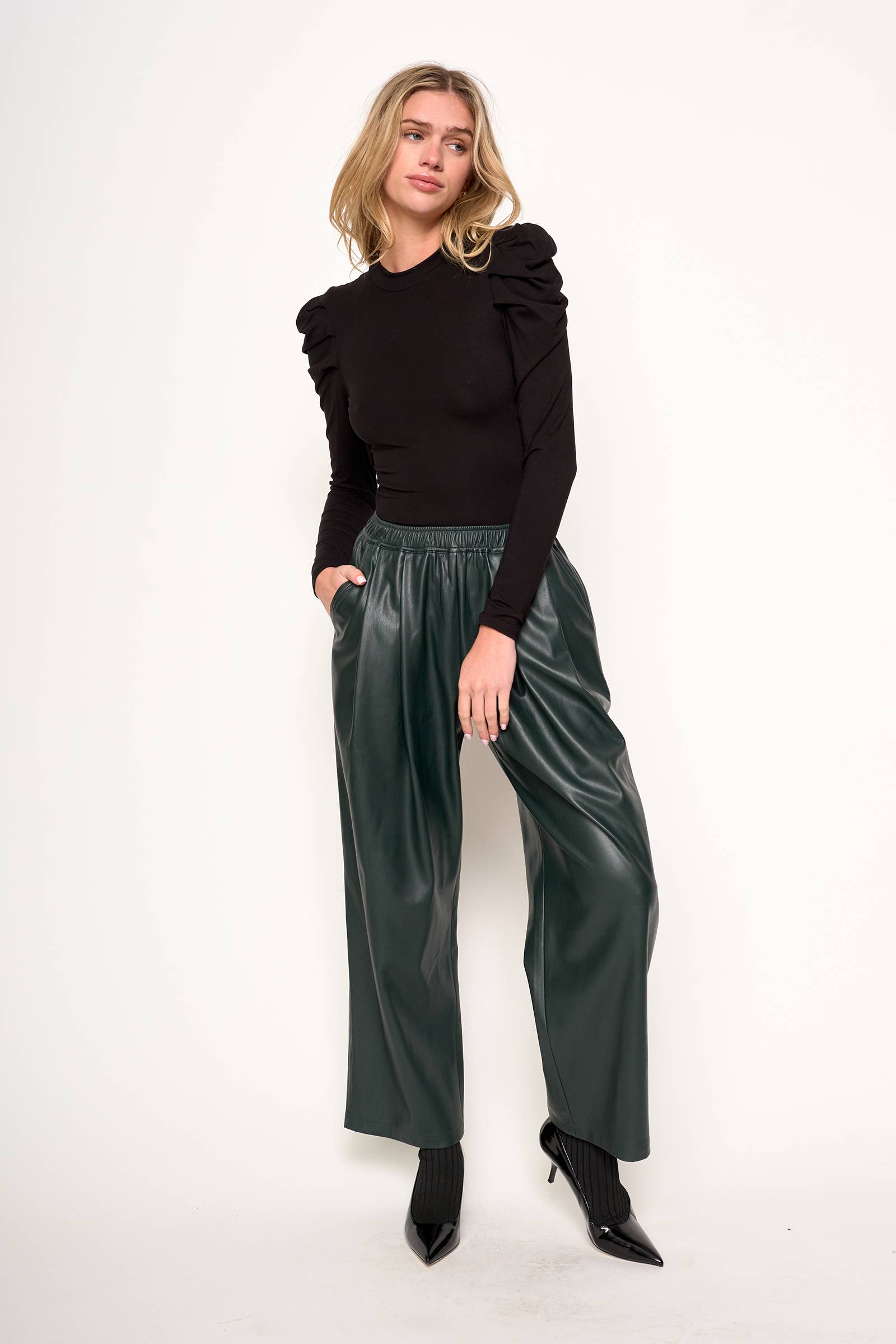 dRA Bryan Faux Leather Pleated Pant