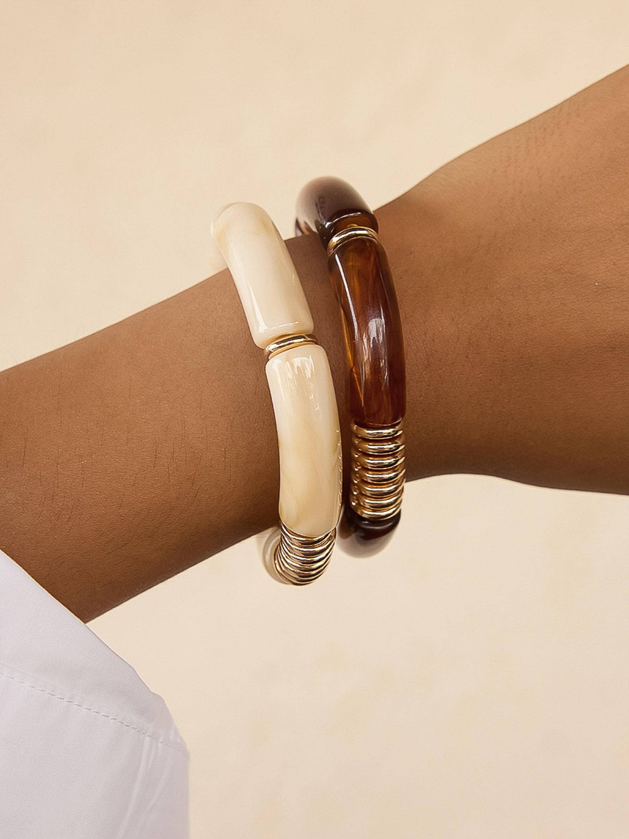 Flânerie Cove 18K Gold Non-Tarnish Chunky Resin Bangle Set