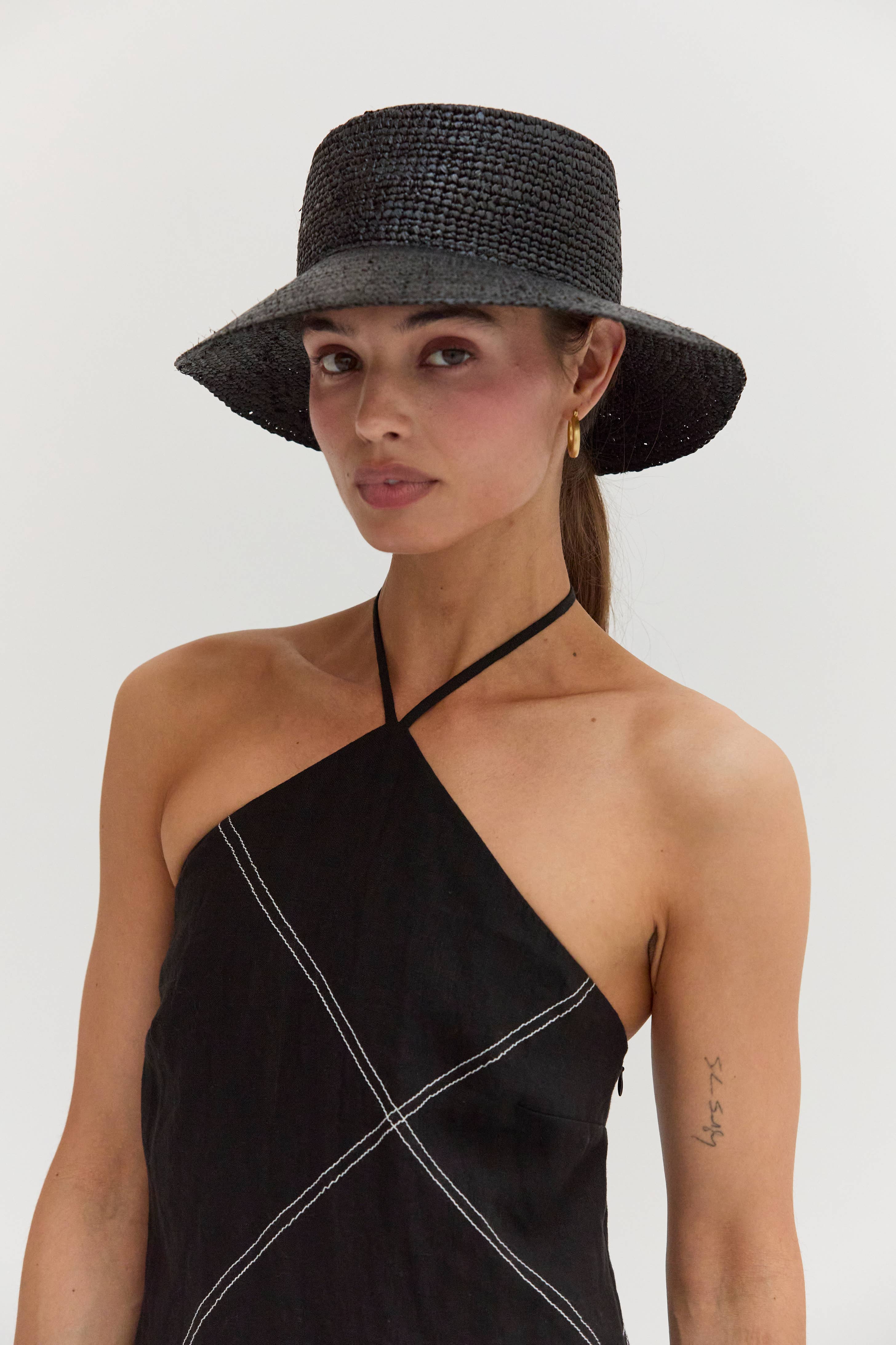 Crescent Lena Linen Contrast Stitch Halter Mini Dress CD9770