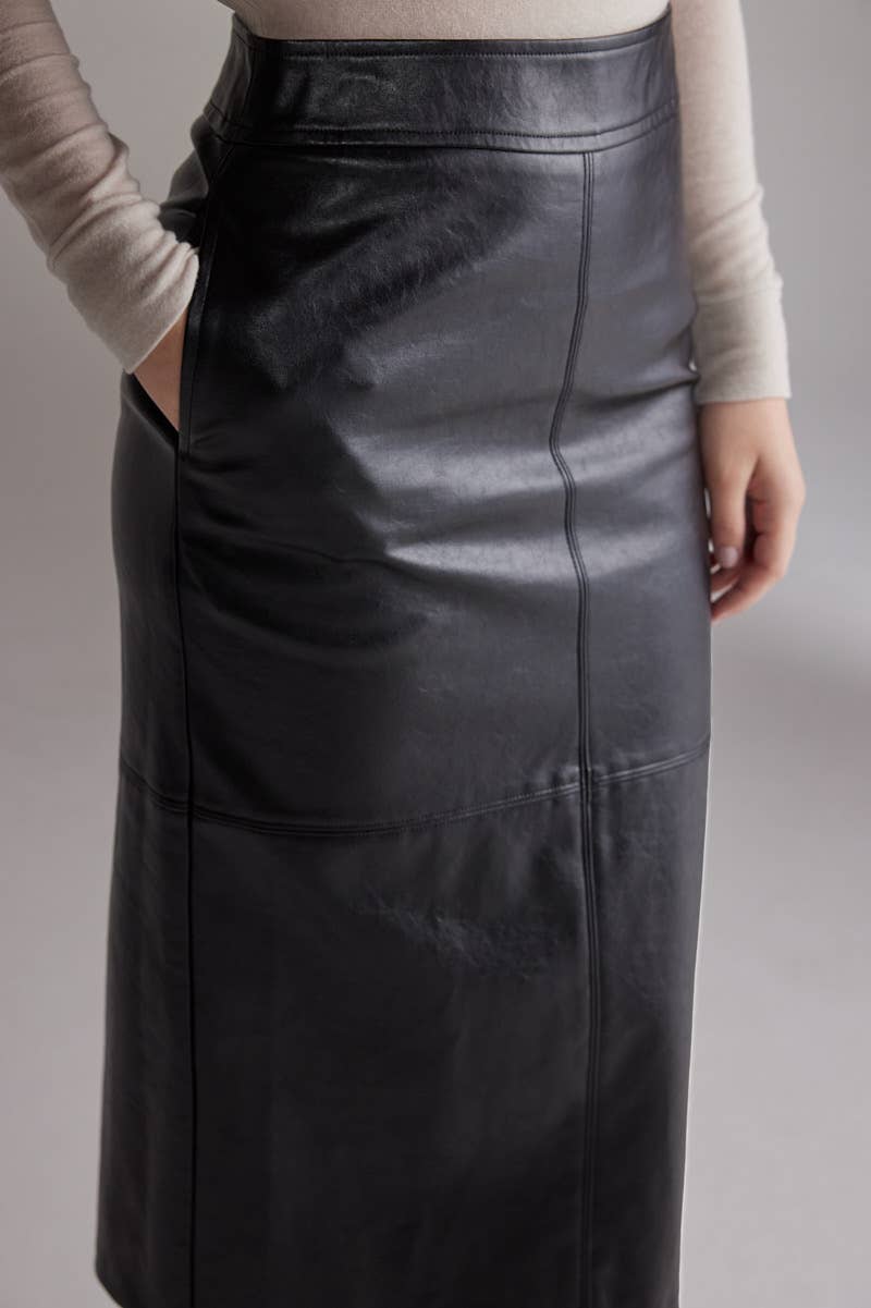 Amente Vegan Leather Pencil Skirt