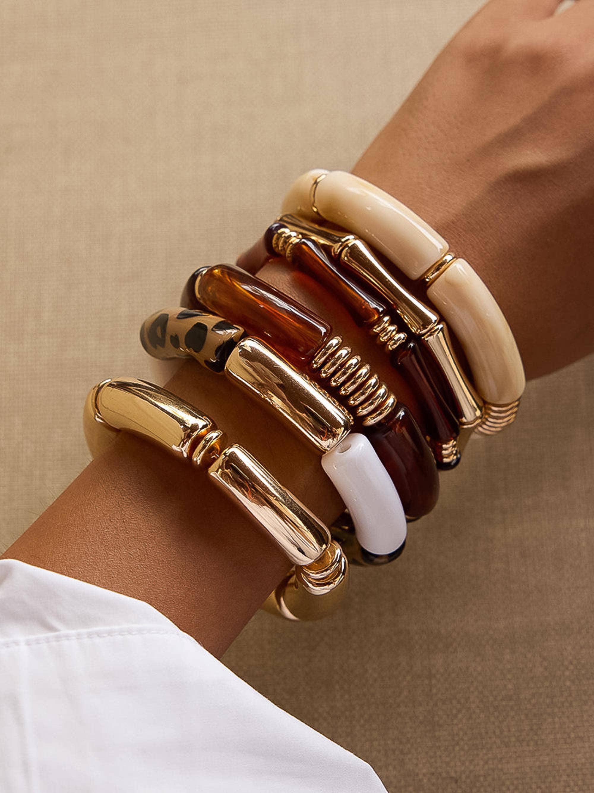 Flânerie Cove 18K Gold Non-Tarnish Chunky Resin Bangle Set