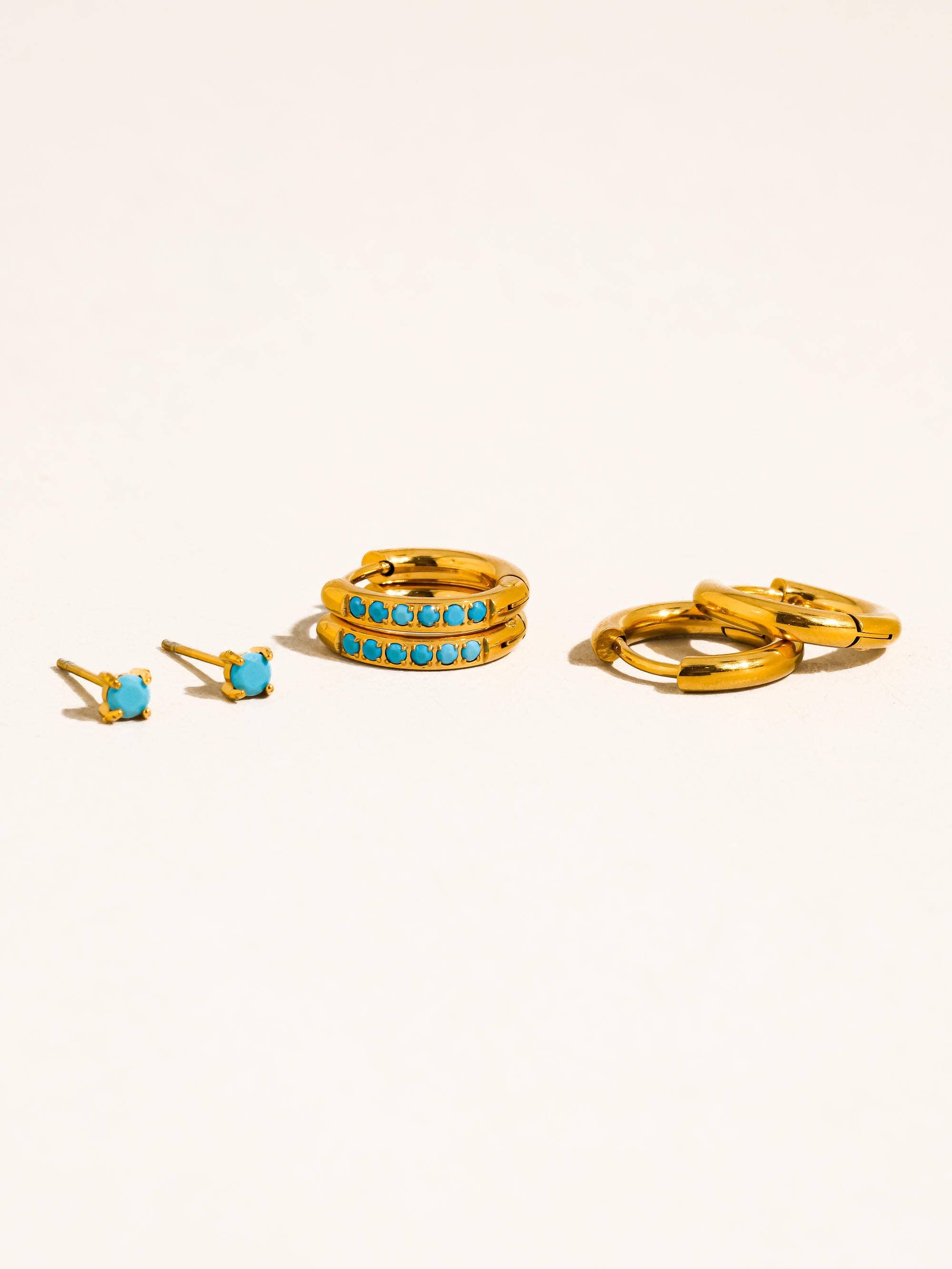 Flânerie Ivalo 18K Gold Turquoise Huggie Earring Set