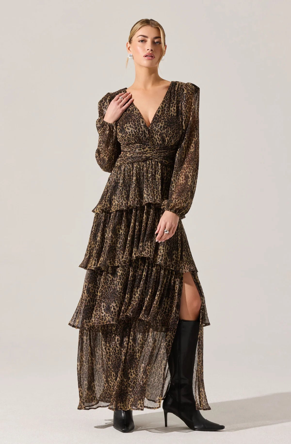 astr long sleeve dress ASTR the Label | Yasmine Ruched Long Sleeve Maxi Dress in Navy