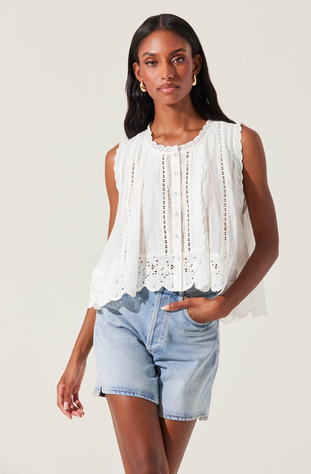 ASTR Alisa High Low Eyelet Top