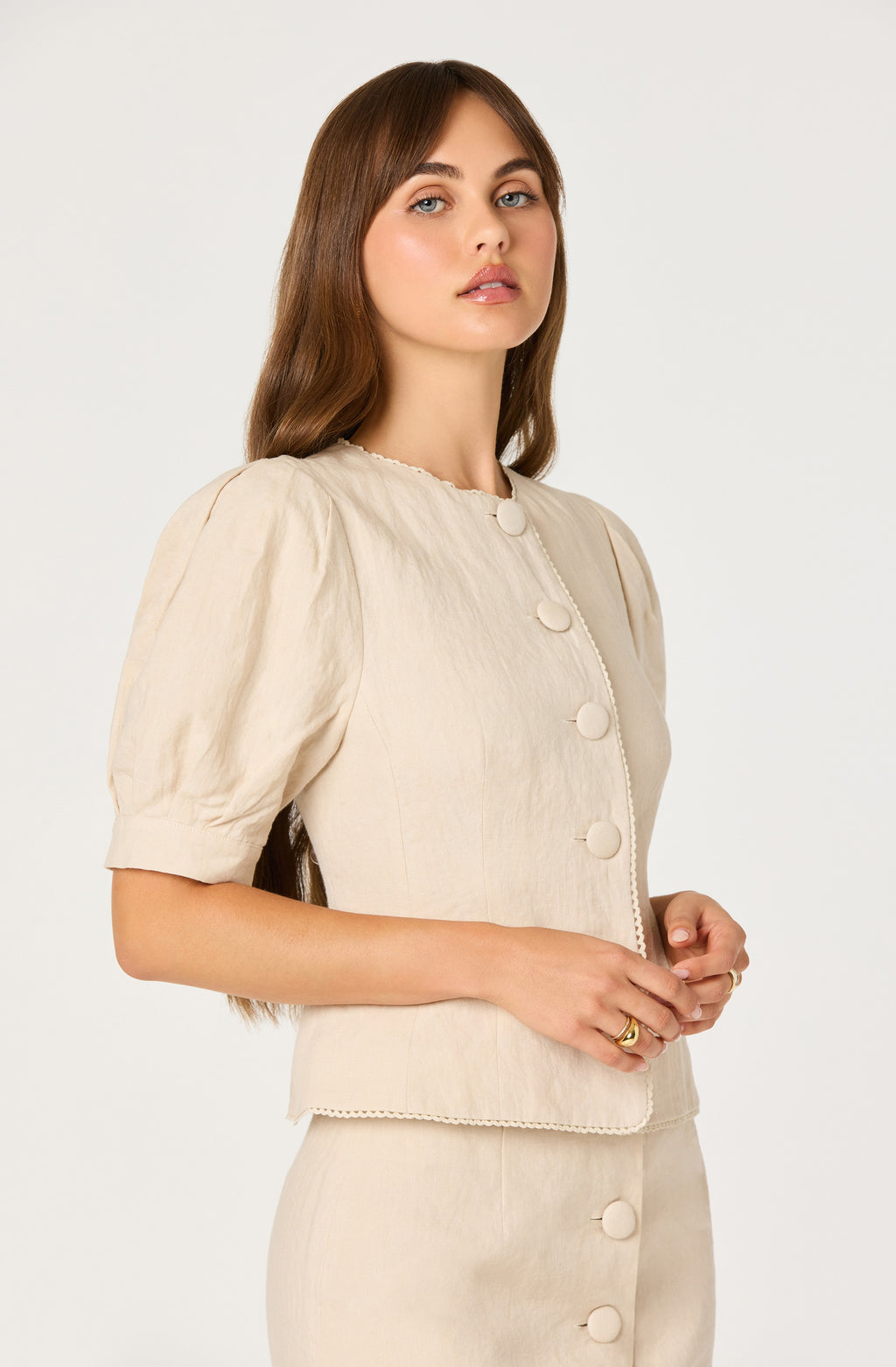 ASTR Cailey Linen Puff Sleeve Button-Front Top