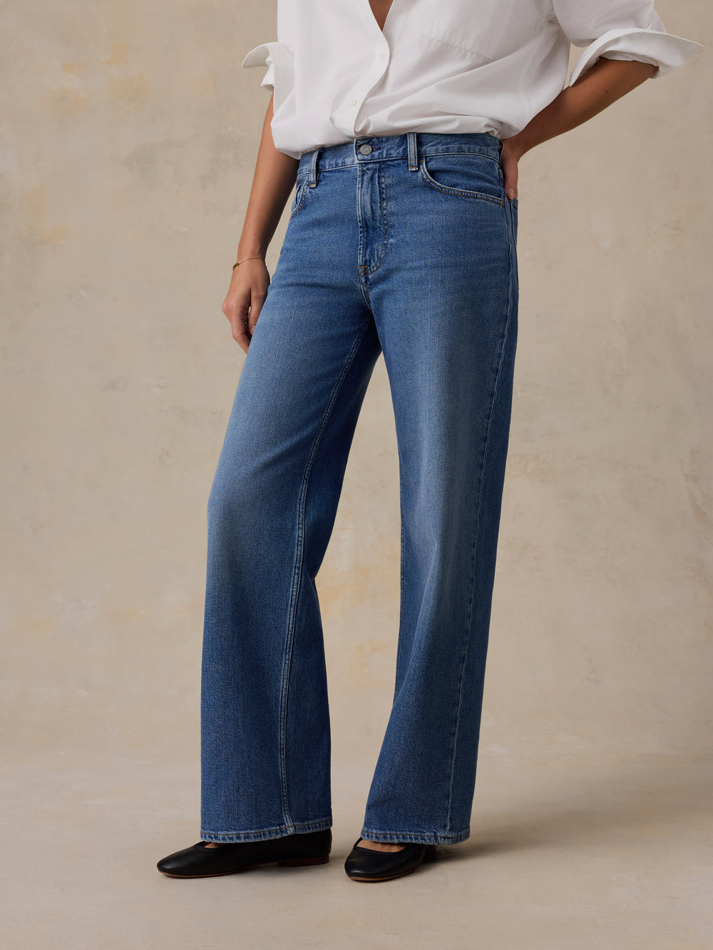 Faherty Regenerative Cotton Denim Wide Leg - Coast Bound Wash