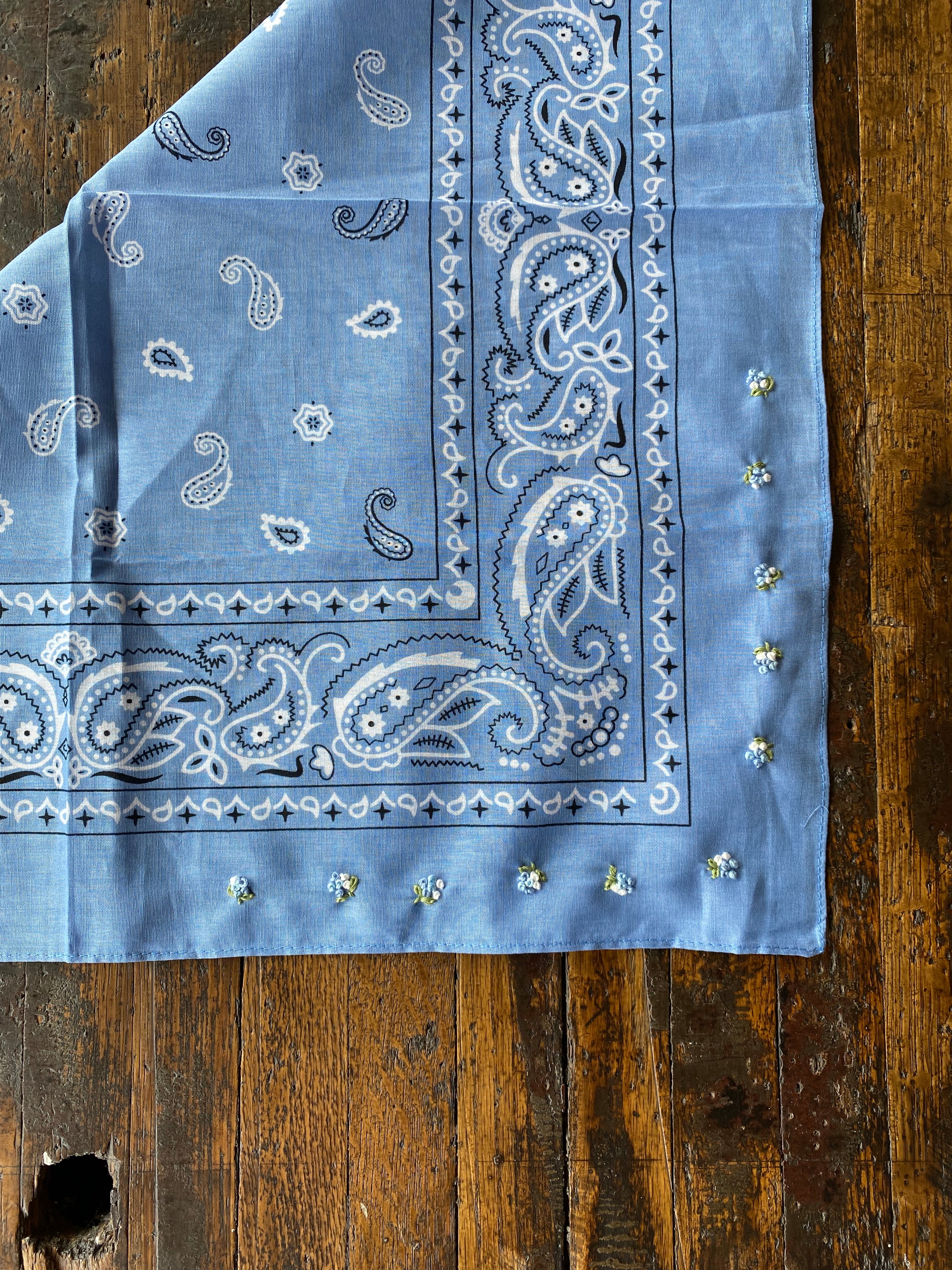 Little Lamb Mini Bouquet Bandana