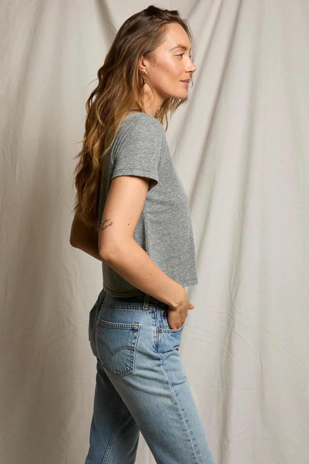 Perfect White Tee Beckett V-Neck Tee