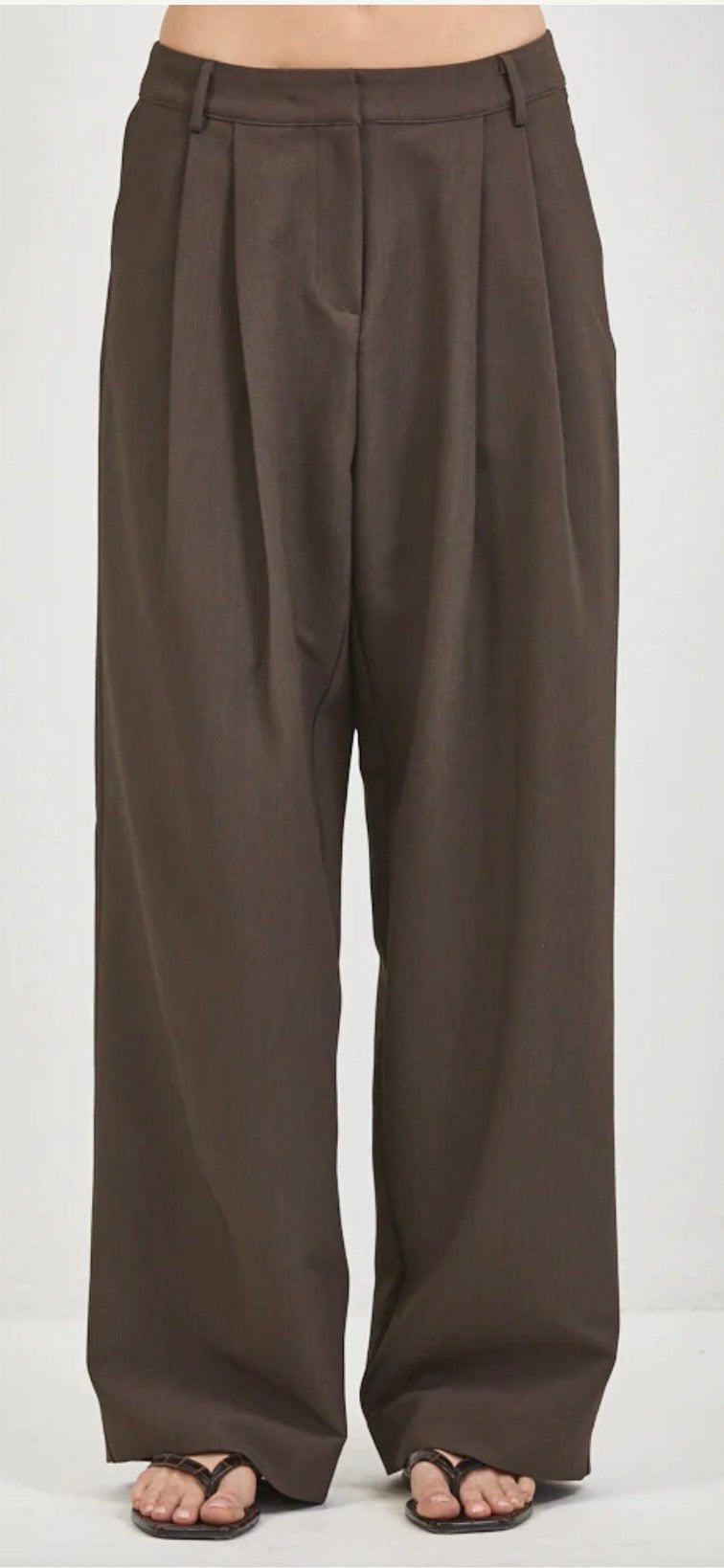 a.ren Lior Pleated Pant