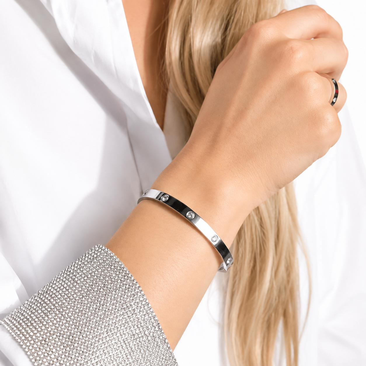 Nikki Smith Designs Corinne Silver Bangle Bracelet