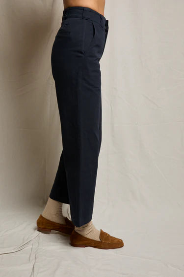 Perfect White Tee Pia Straight Leg Pant
