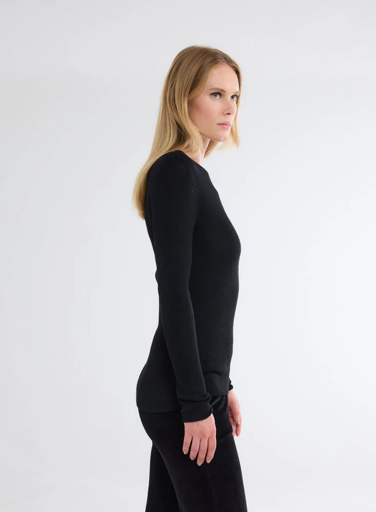 Majestic Filatures Merino Superfine Rib Knit Long Sleeve Crewneck K240-FPU725