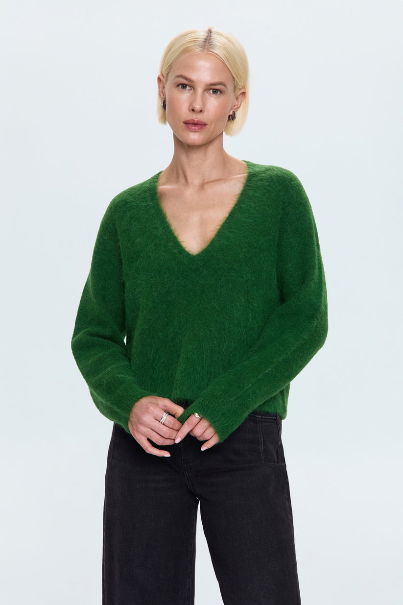 Pistola Kit V-Neck Long Sleeve Pullover Sweater - Wintergreen