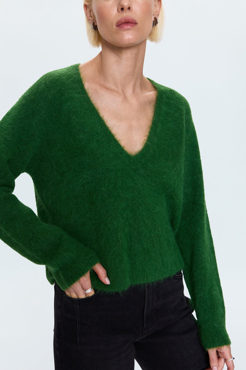Pistola Kit V-Neck Long Sleeve Pullover Sweater - Wintergreen