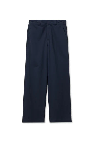 Perfect White Tee Pia Straight Leg Pant