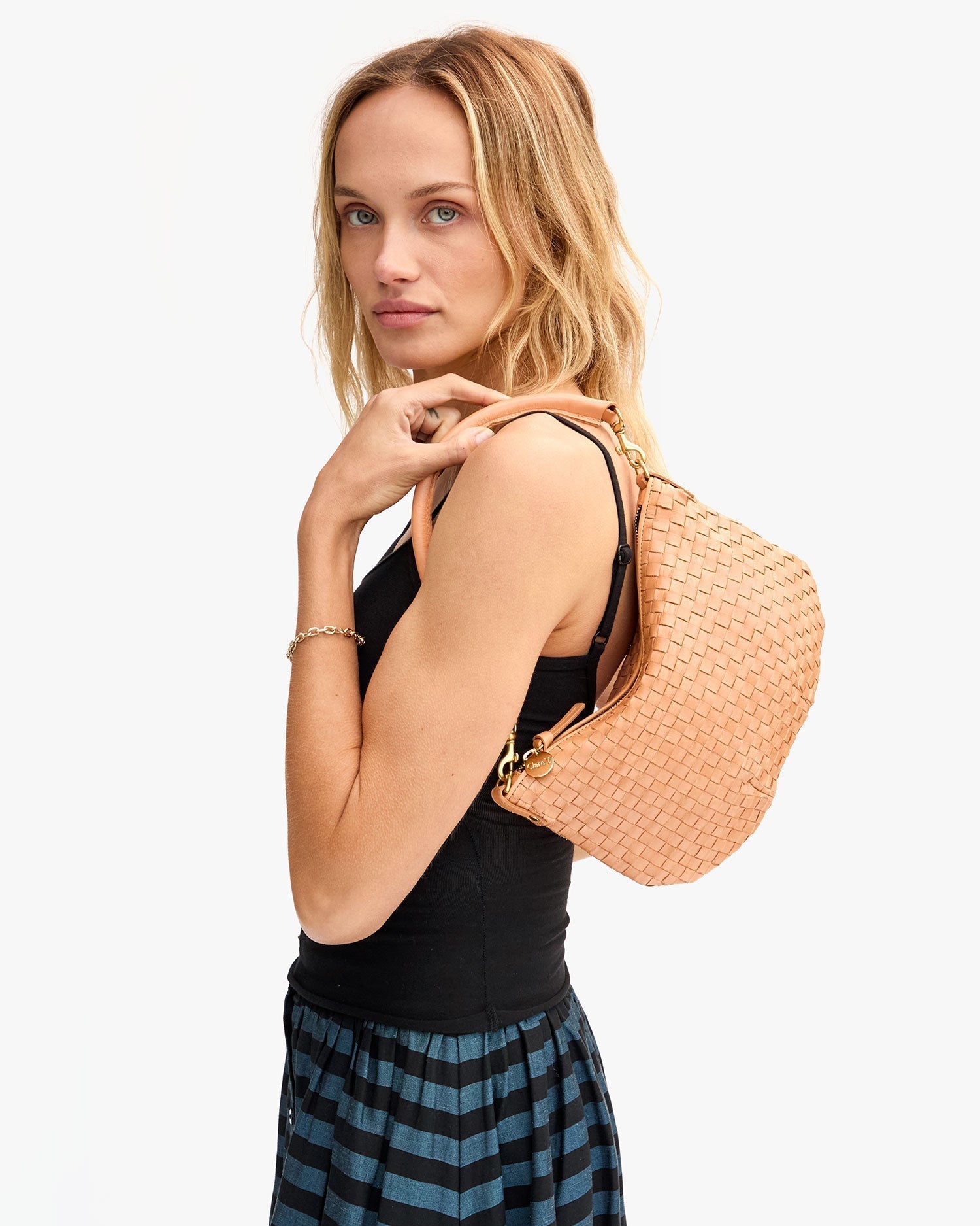 Clare V. Petit Moyen Messenger - Bisque HB-SH-MB-100031