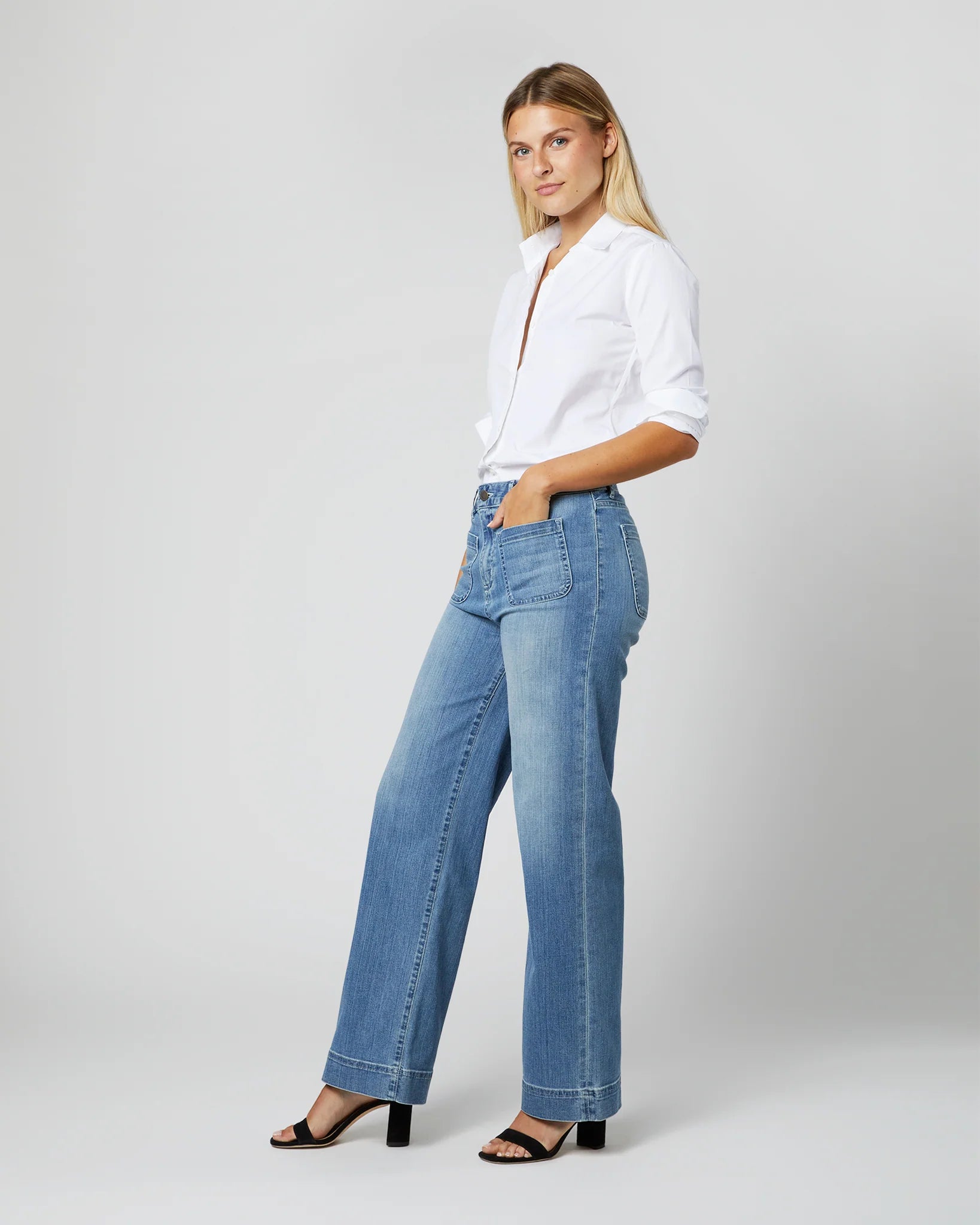 Ann Mashburn Column Patch Pocket Jean in 7-Year Indigo Stretch