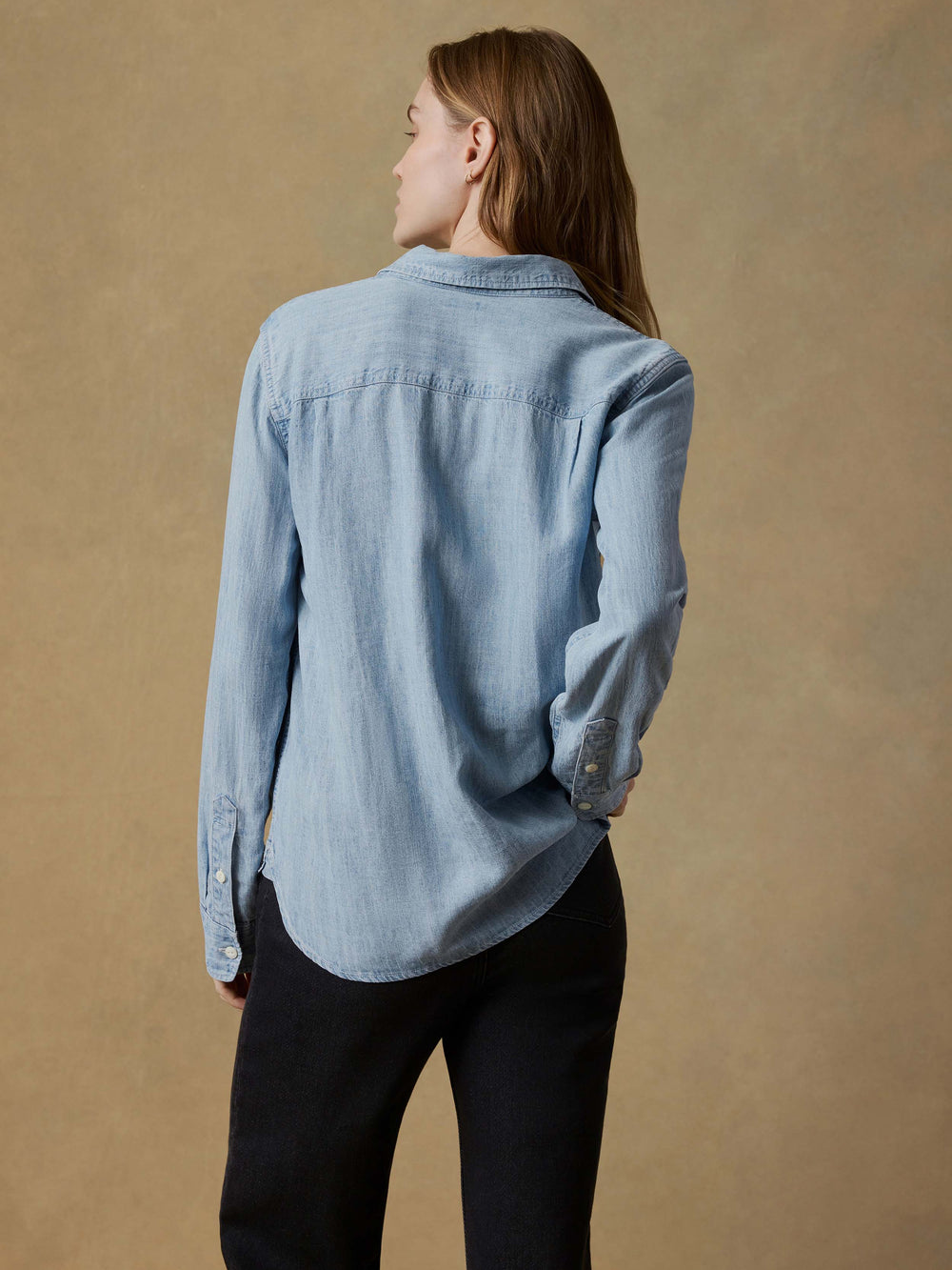 Faherty Tried & True Chambray Classic Shirt - Mid Wash