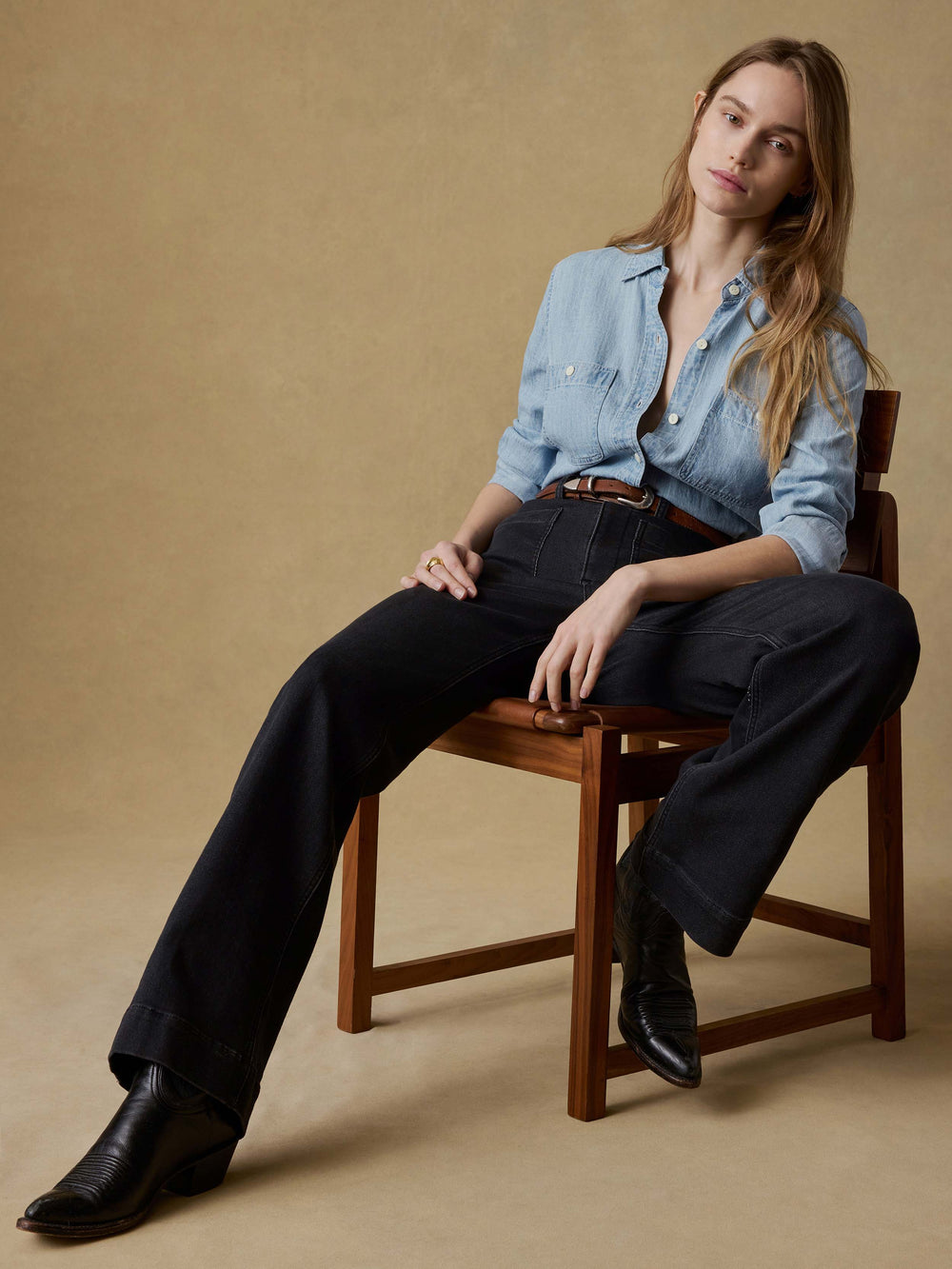 Faherty Tried & True Chambray Classic Shirt - Mid Wash