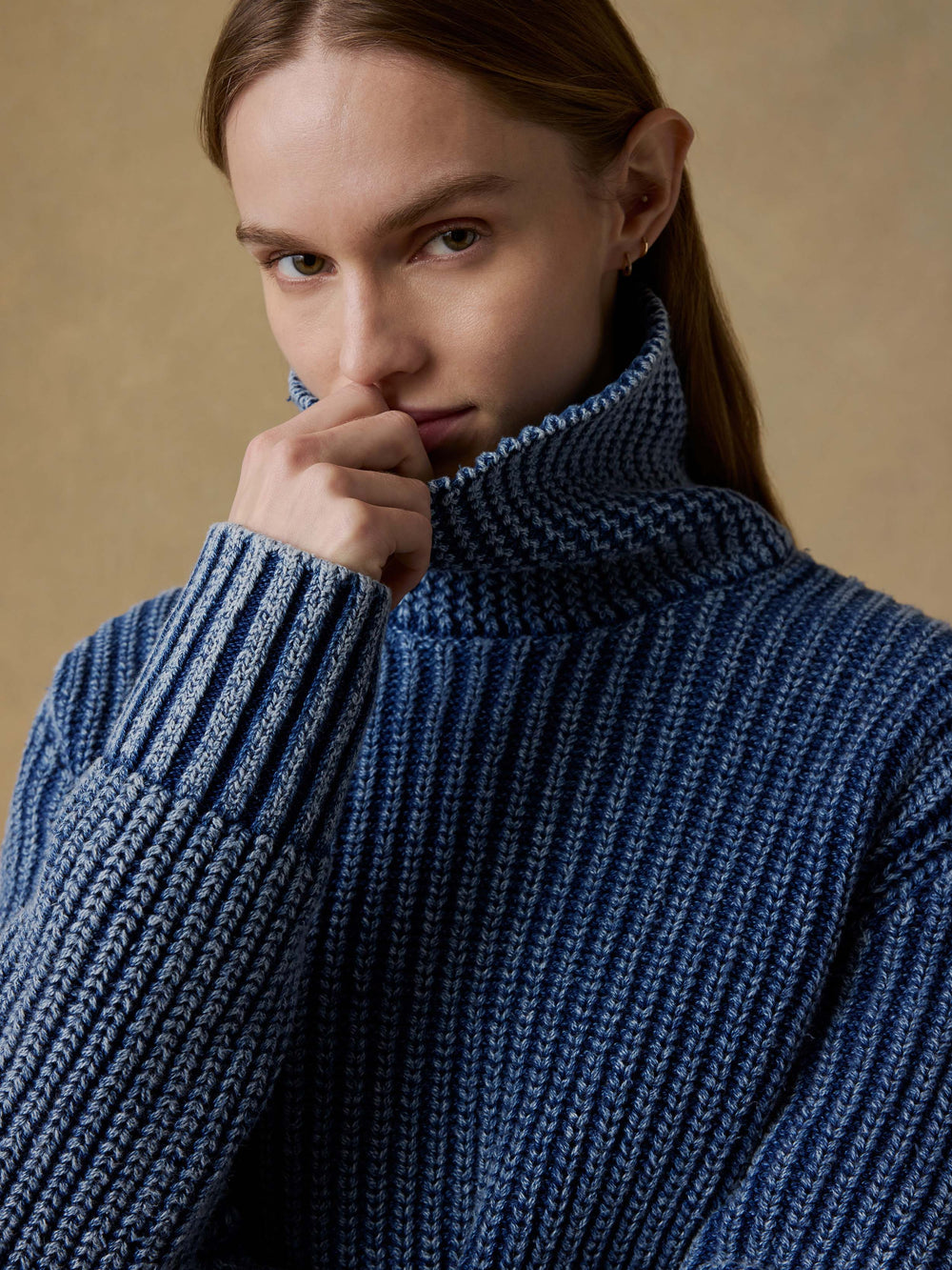 Faherty Sunwashed Cotton Oversized Turtleneck Sweater - Windcliff Indigo Wash