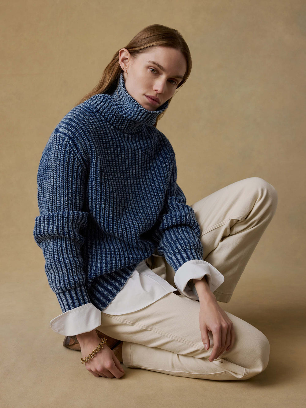 Faherty Sunwashed Cotton Oversized Turtleneck Sweater - Windcliff Indigo Wash