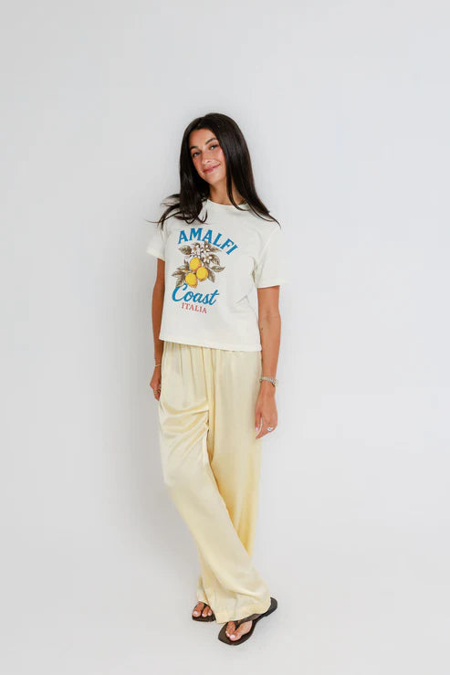 Sunny Somewhere Amalfi Coast Italia Everyday Tee
