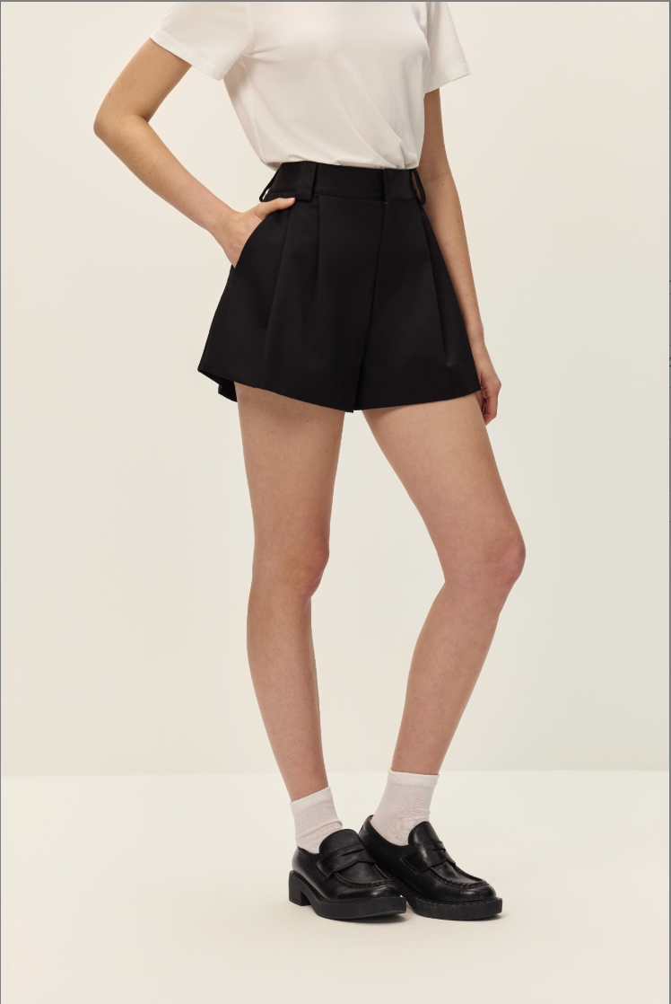 Elodie the Label Valeska Short