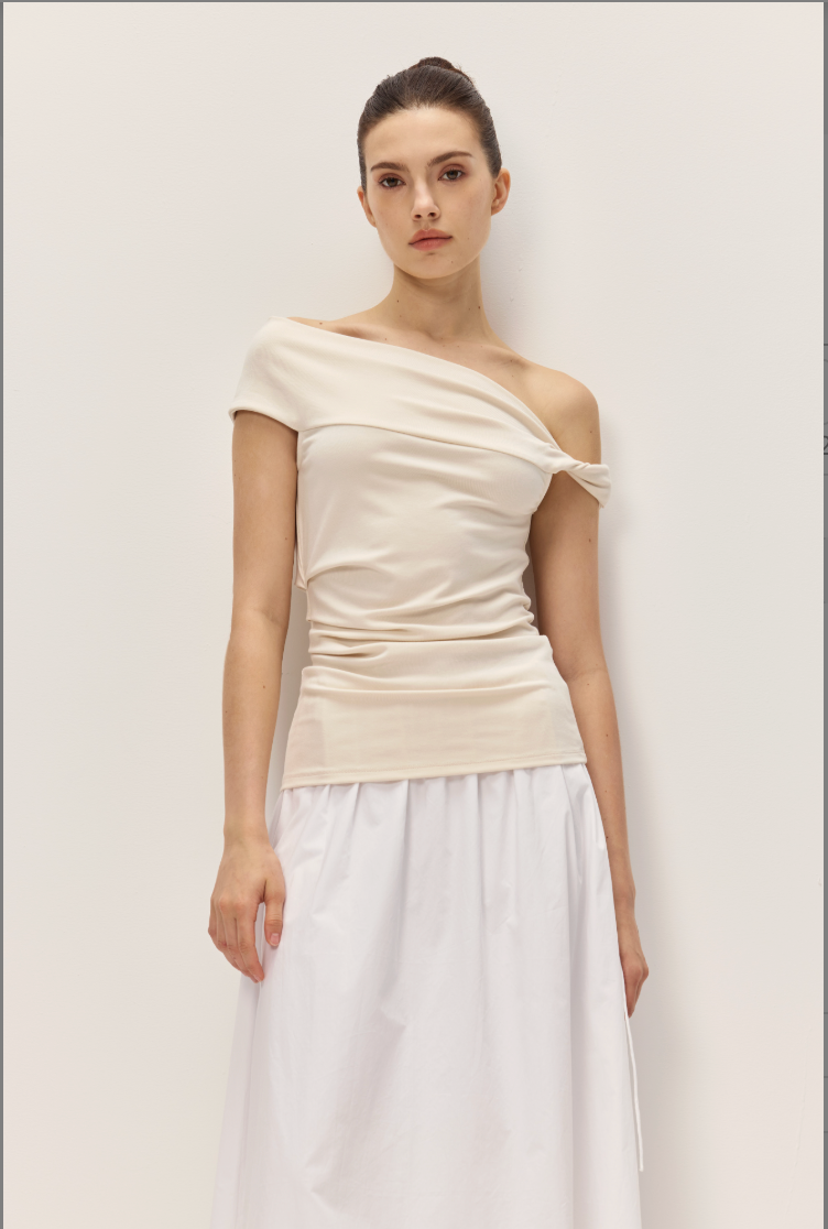 Elodie the Label Evania Top