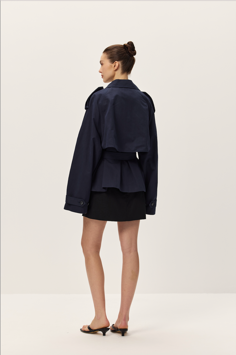 Elodie the Label Eleanor Cropped Trench Coat