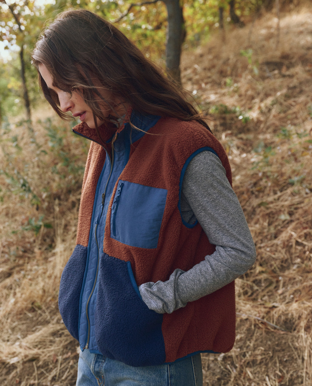 The Great The Plush Tundra Vest in Chocolate & Navy