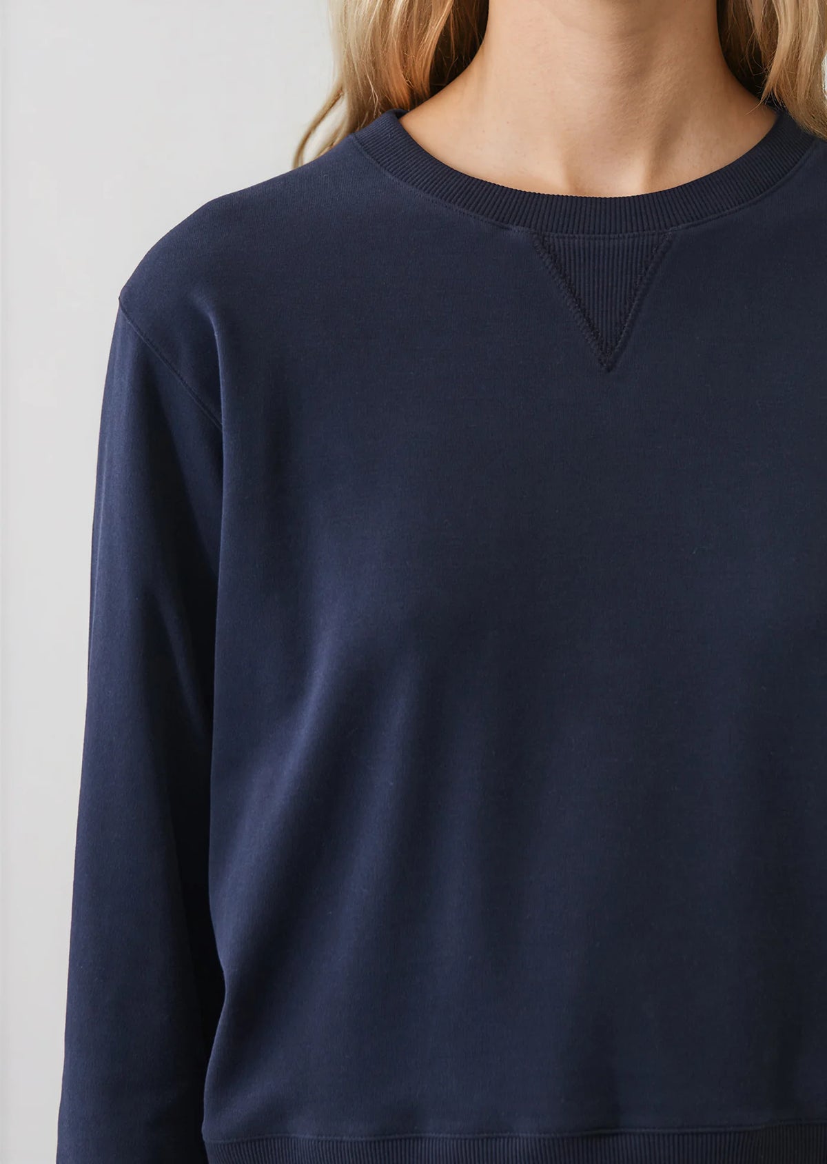 Patrick Assaraf Brushed Pima Cotton Cropped Sweatshirt - Dark Navy W95C01C