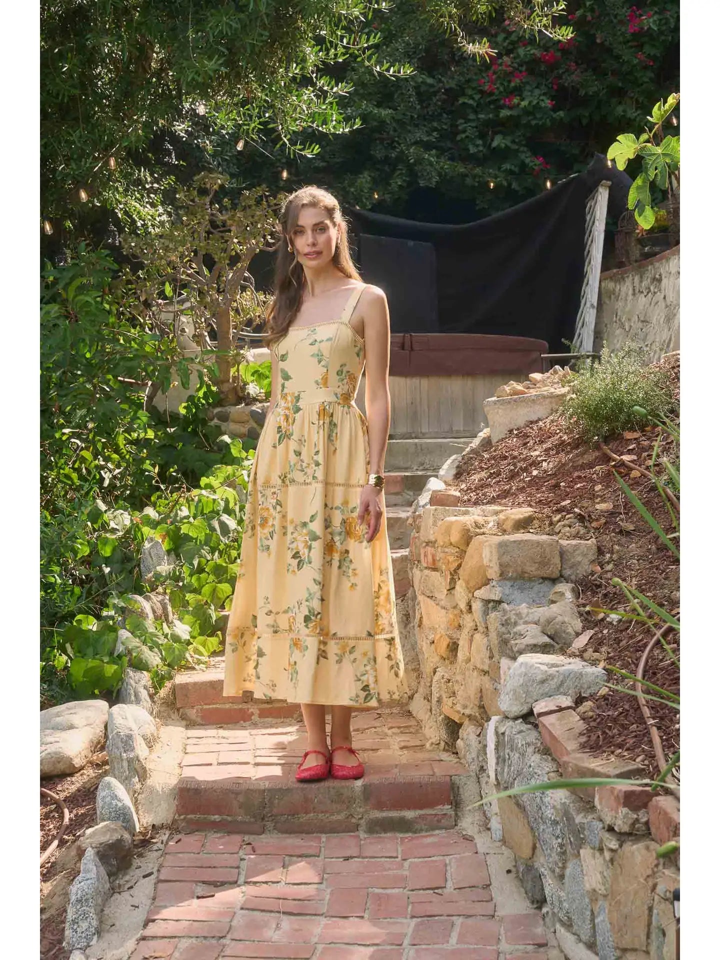 Moon River Sleeveless Square Neck Floral Print Midi Dress MR9696