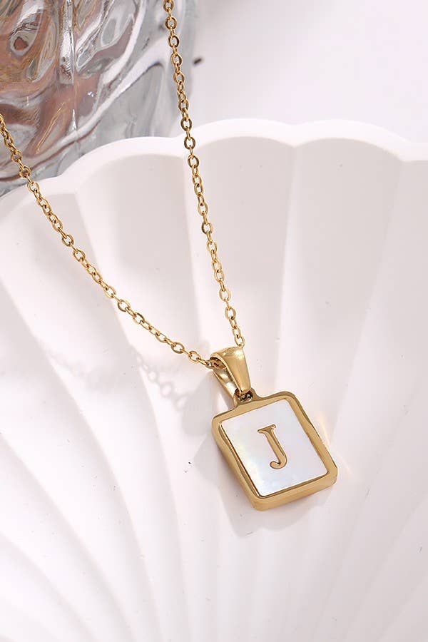Josslyn MOP Initial Card Necklace 40NK314